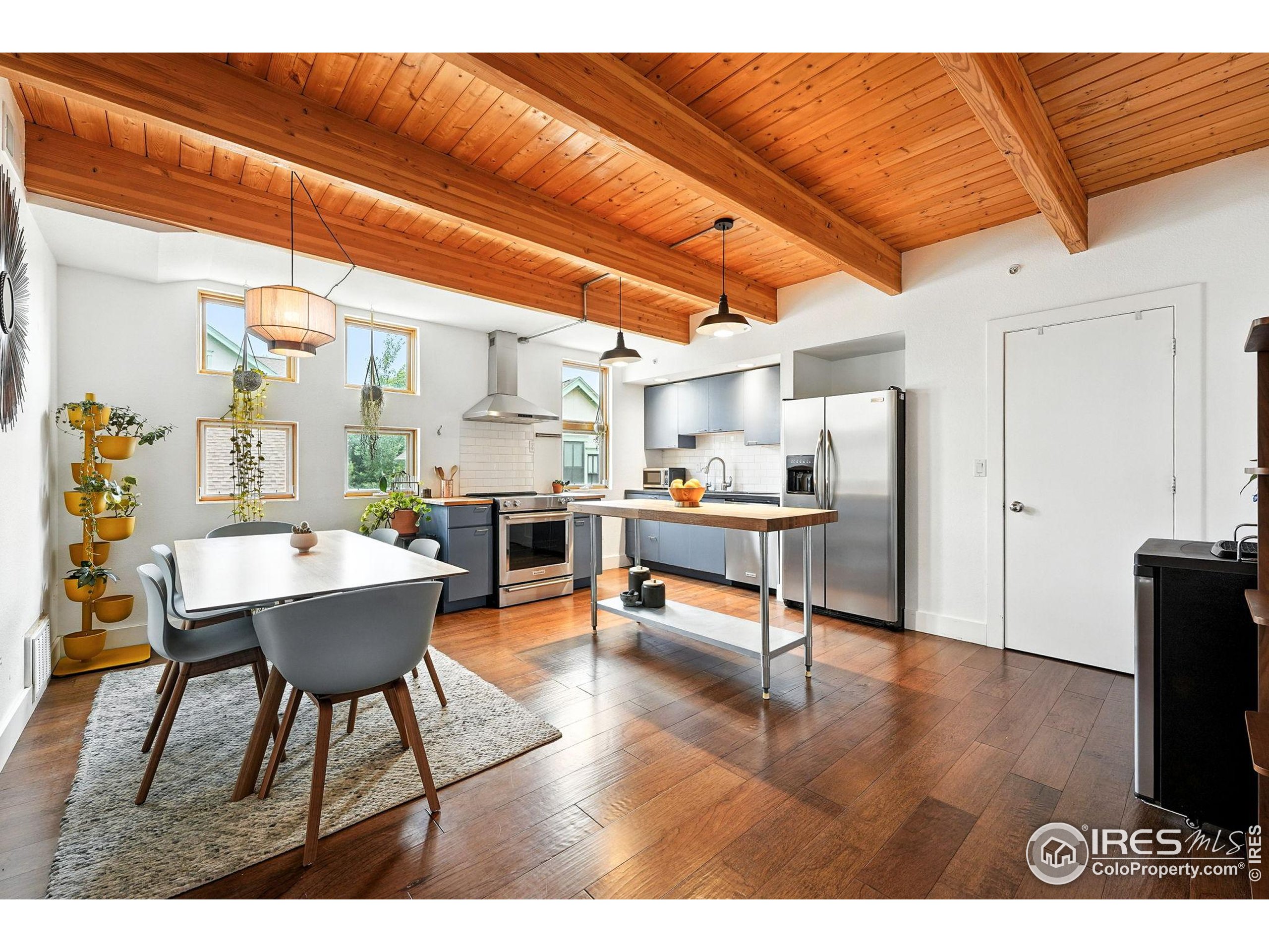 801 Confidence Dr 15