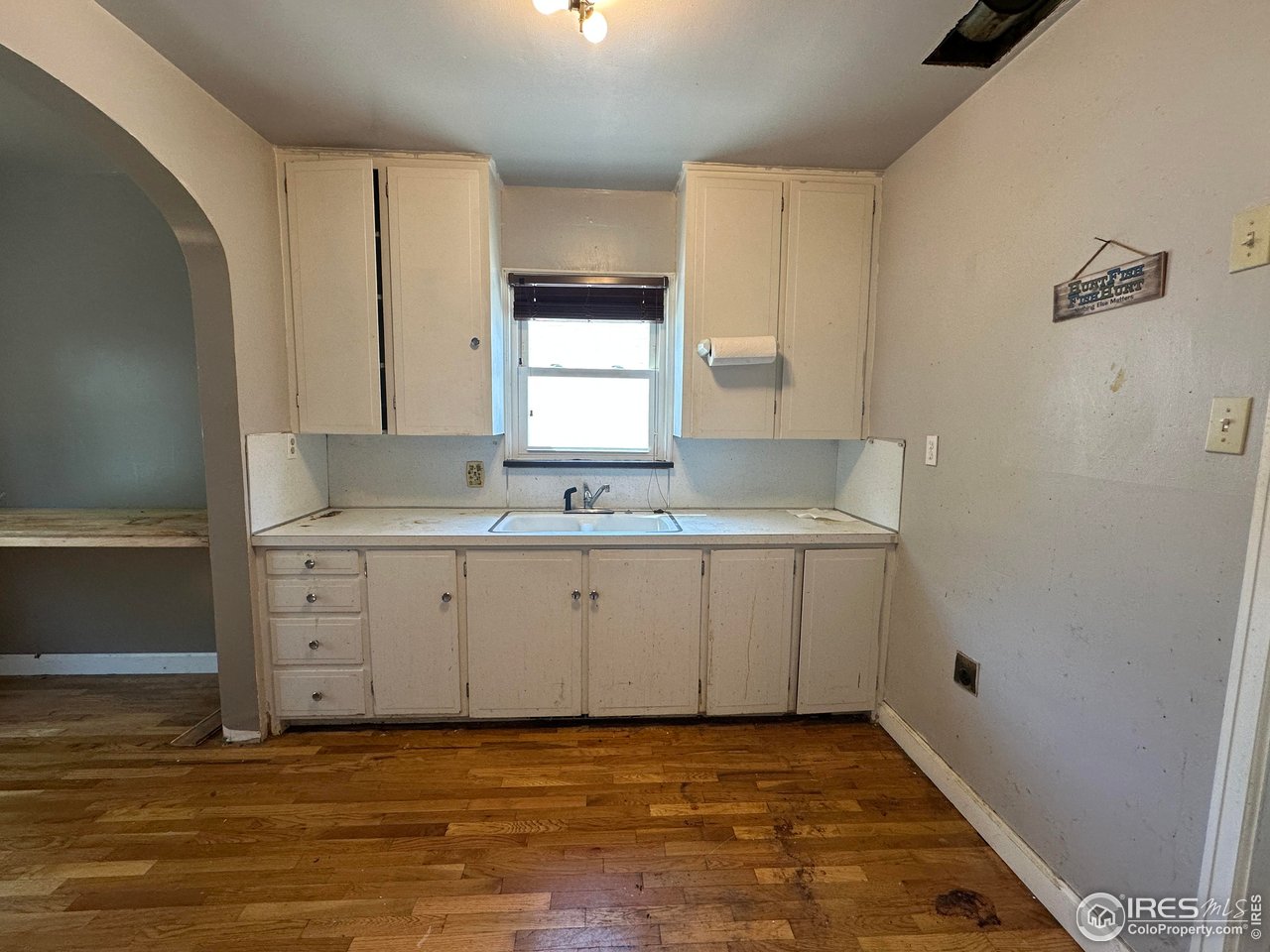 305 Euclid St