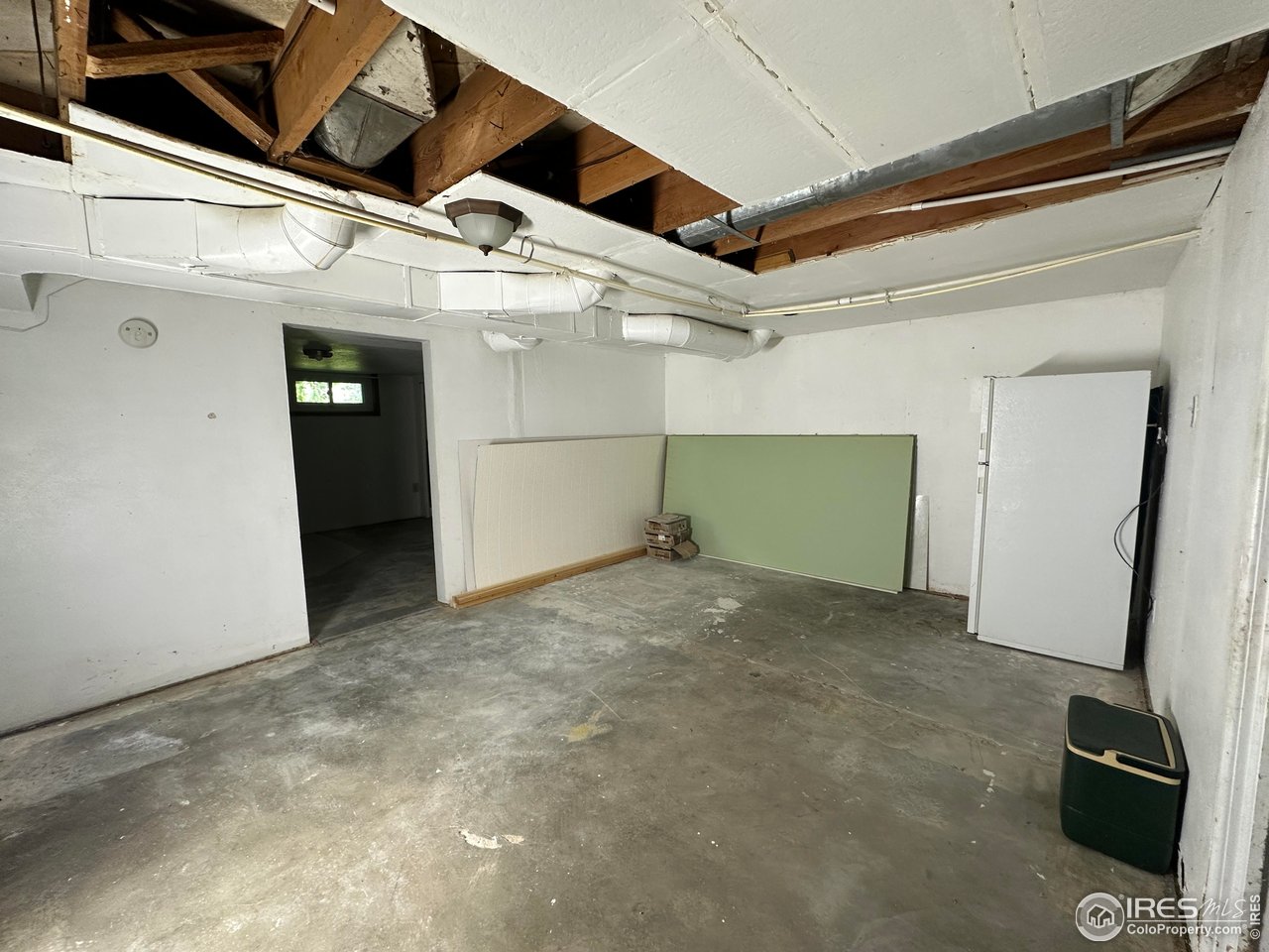 305 Euclid St