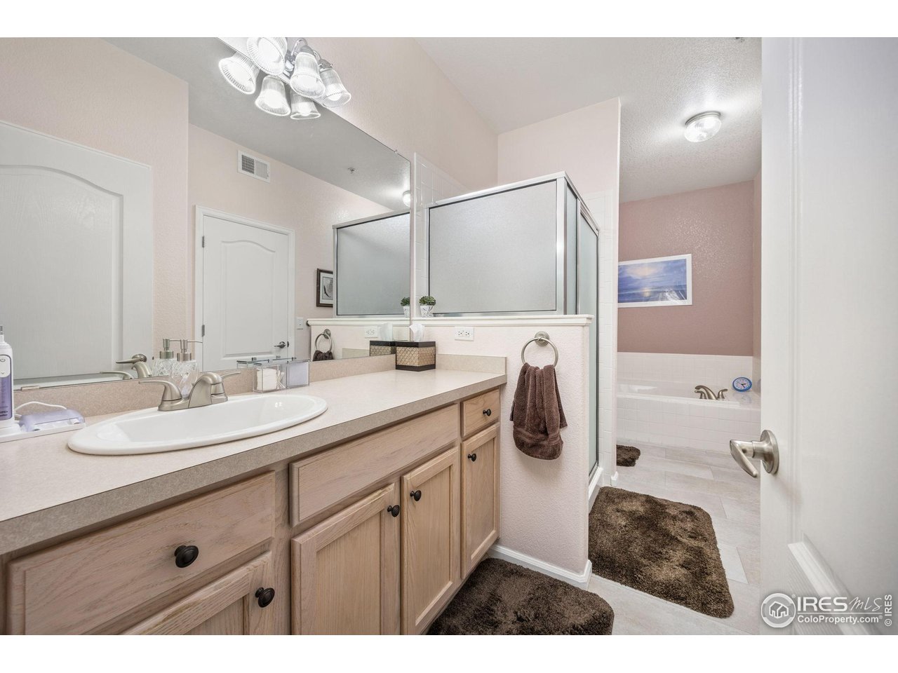 5038 Northern Lights Dr A