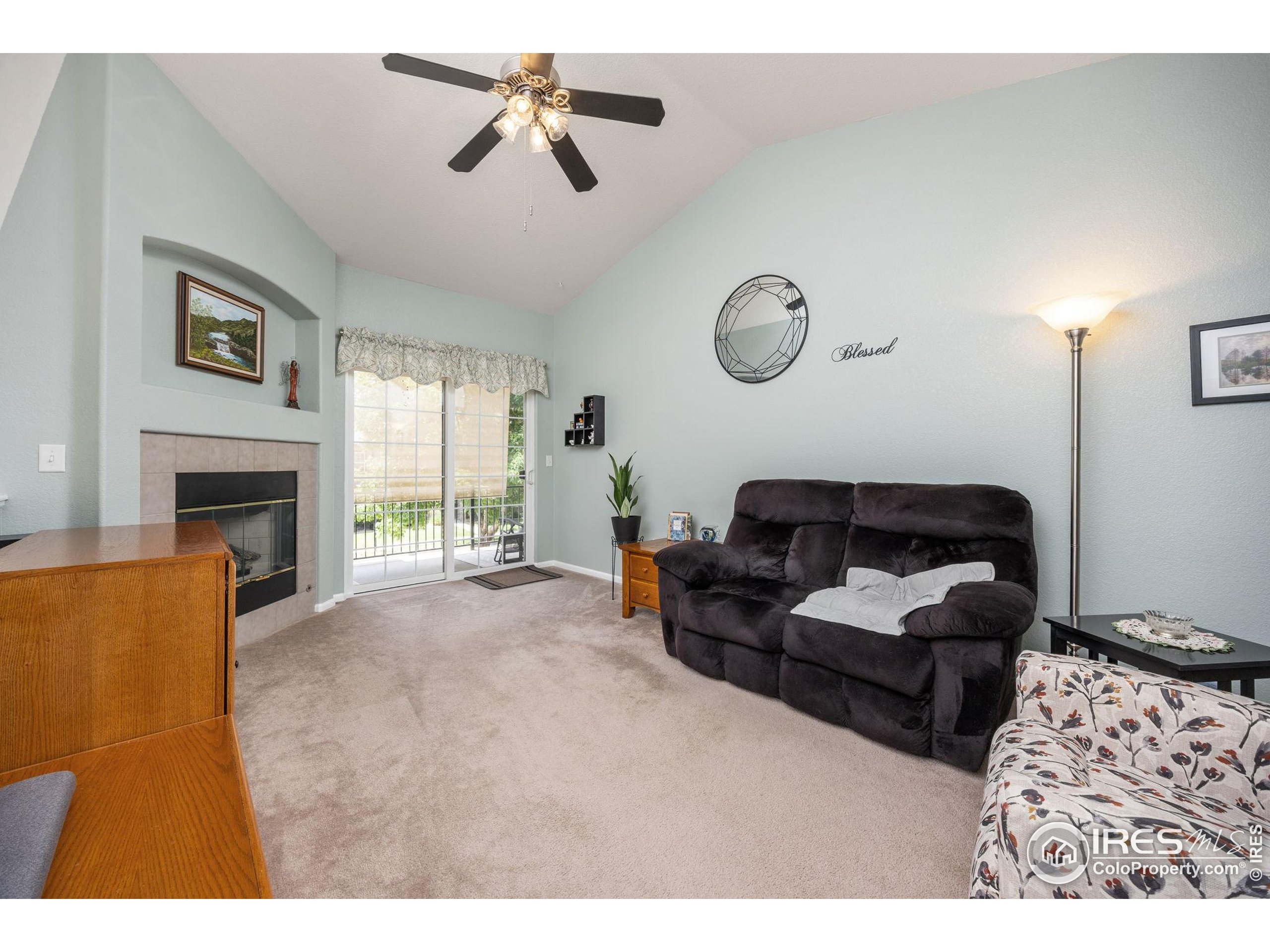 5038 Northern Lights Dr A