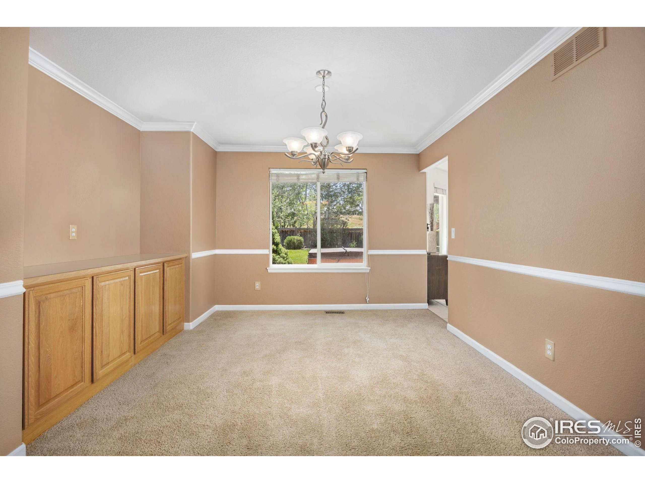 433 Huntington Hills Dr