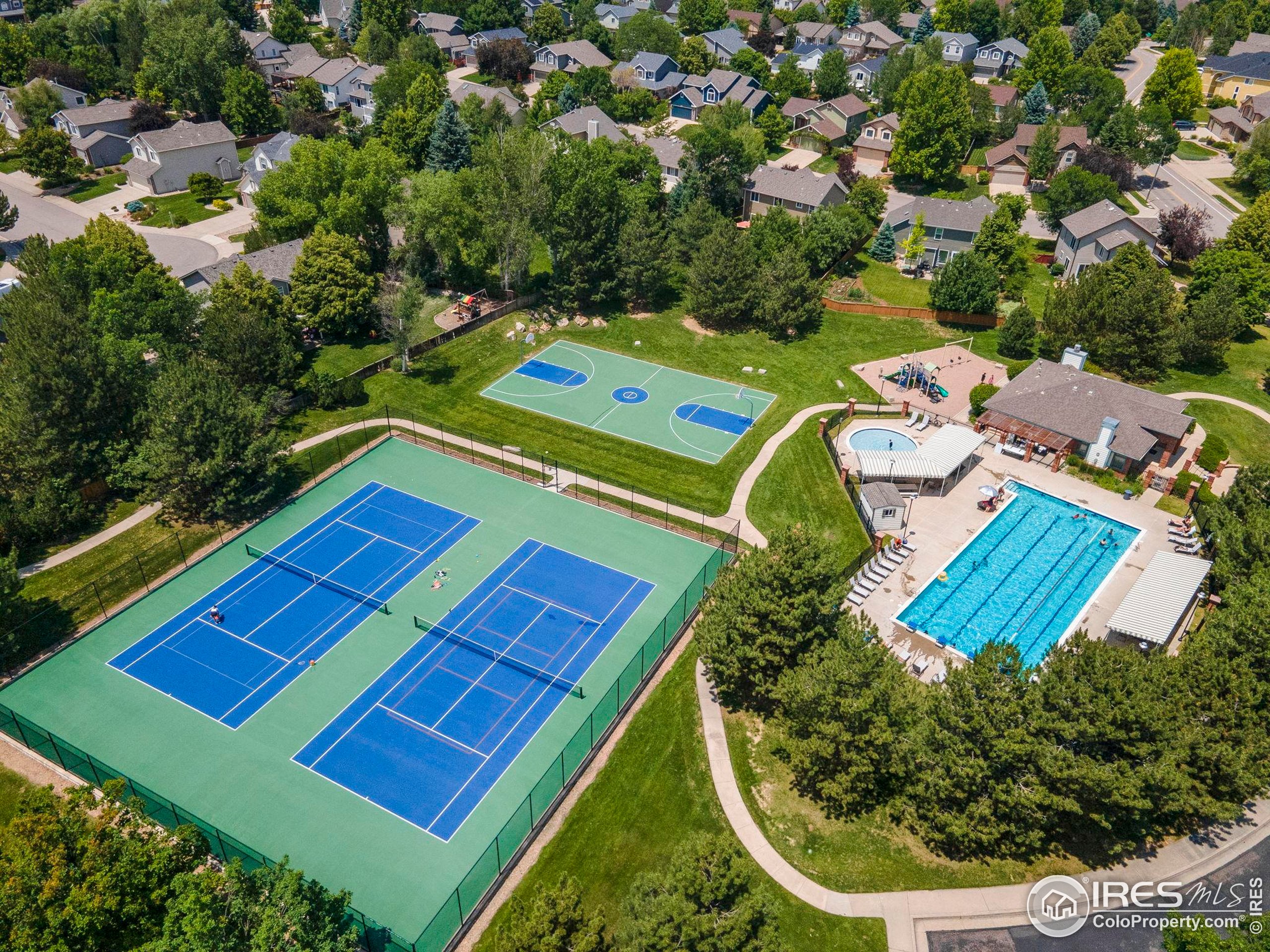433 Huntington Hills Dr