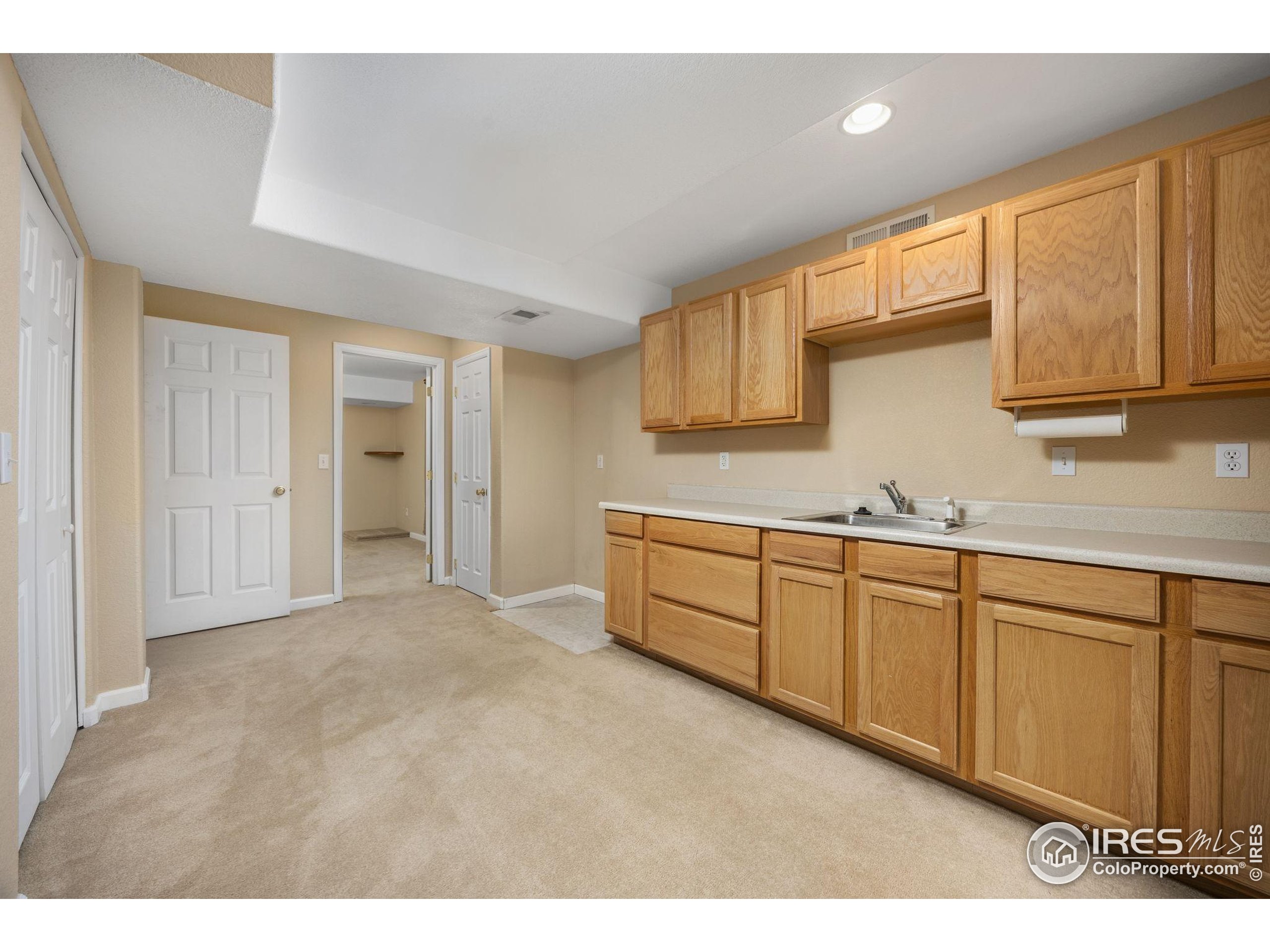 433 Huntington Hills Dr