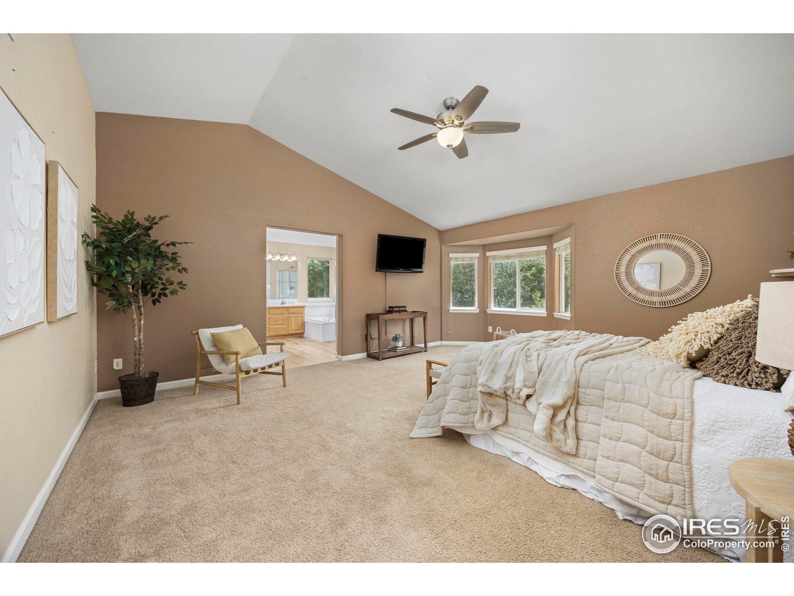 433 Huntington Hills Dr
