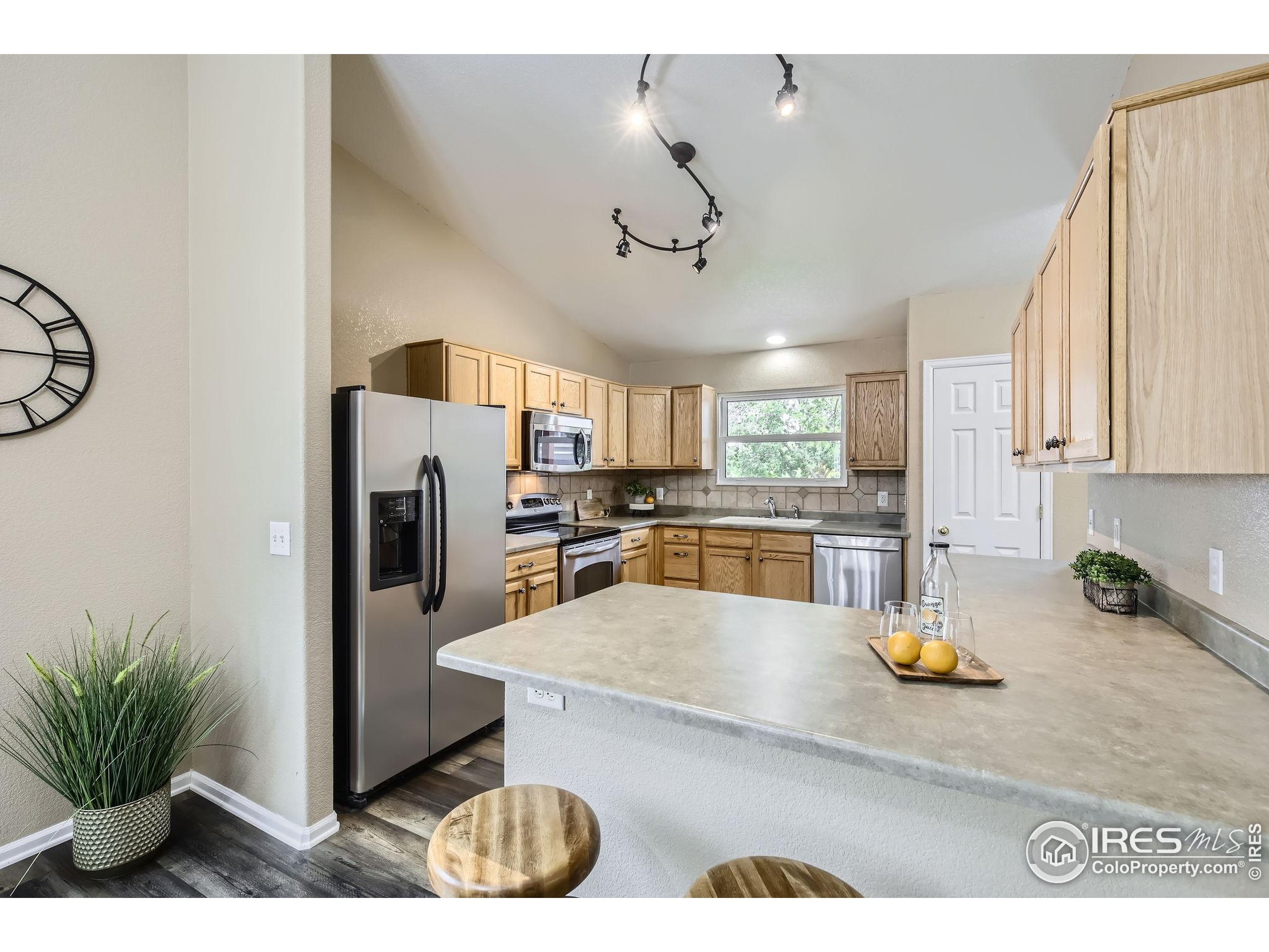 3705 Cheetah Dr