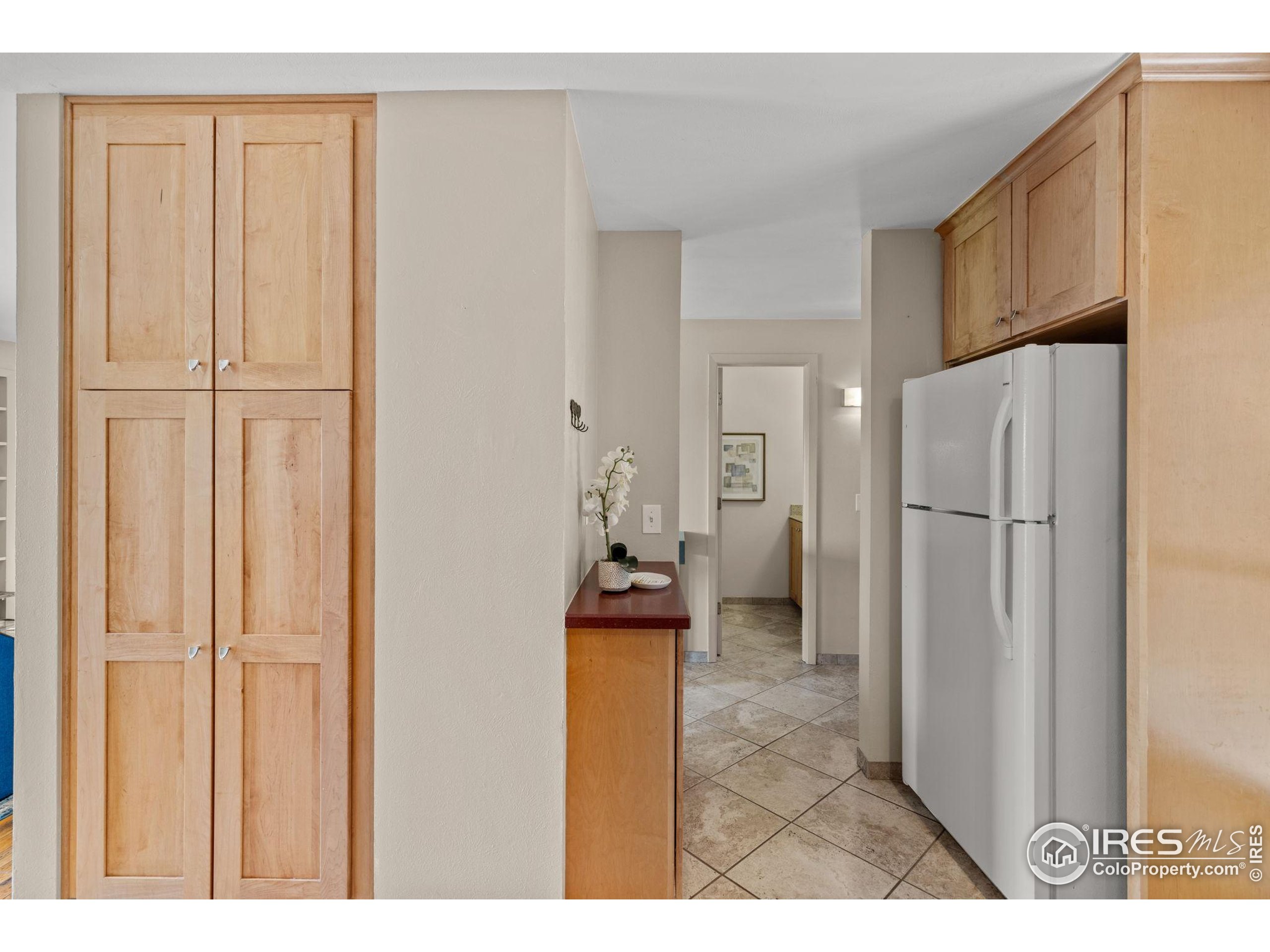 1624 Bradley Ct