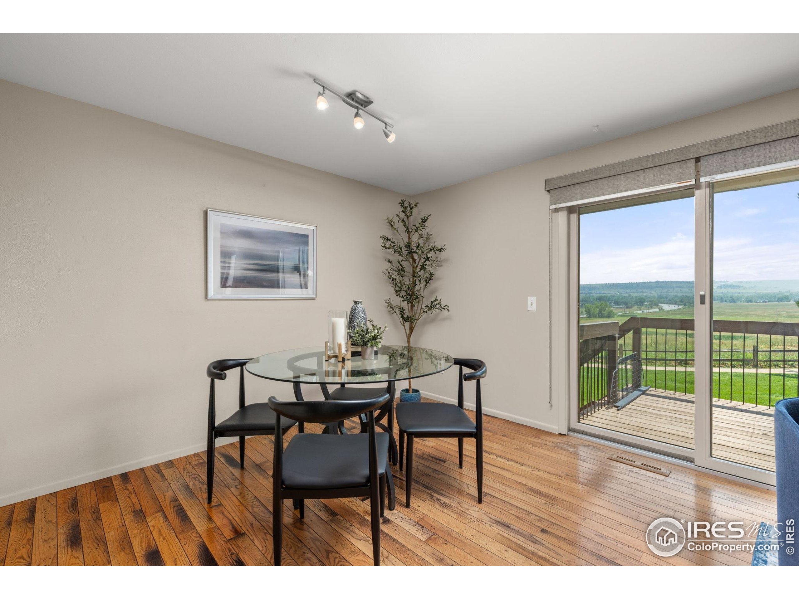 1624 Bradley Ct