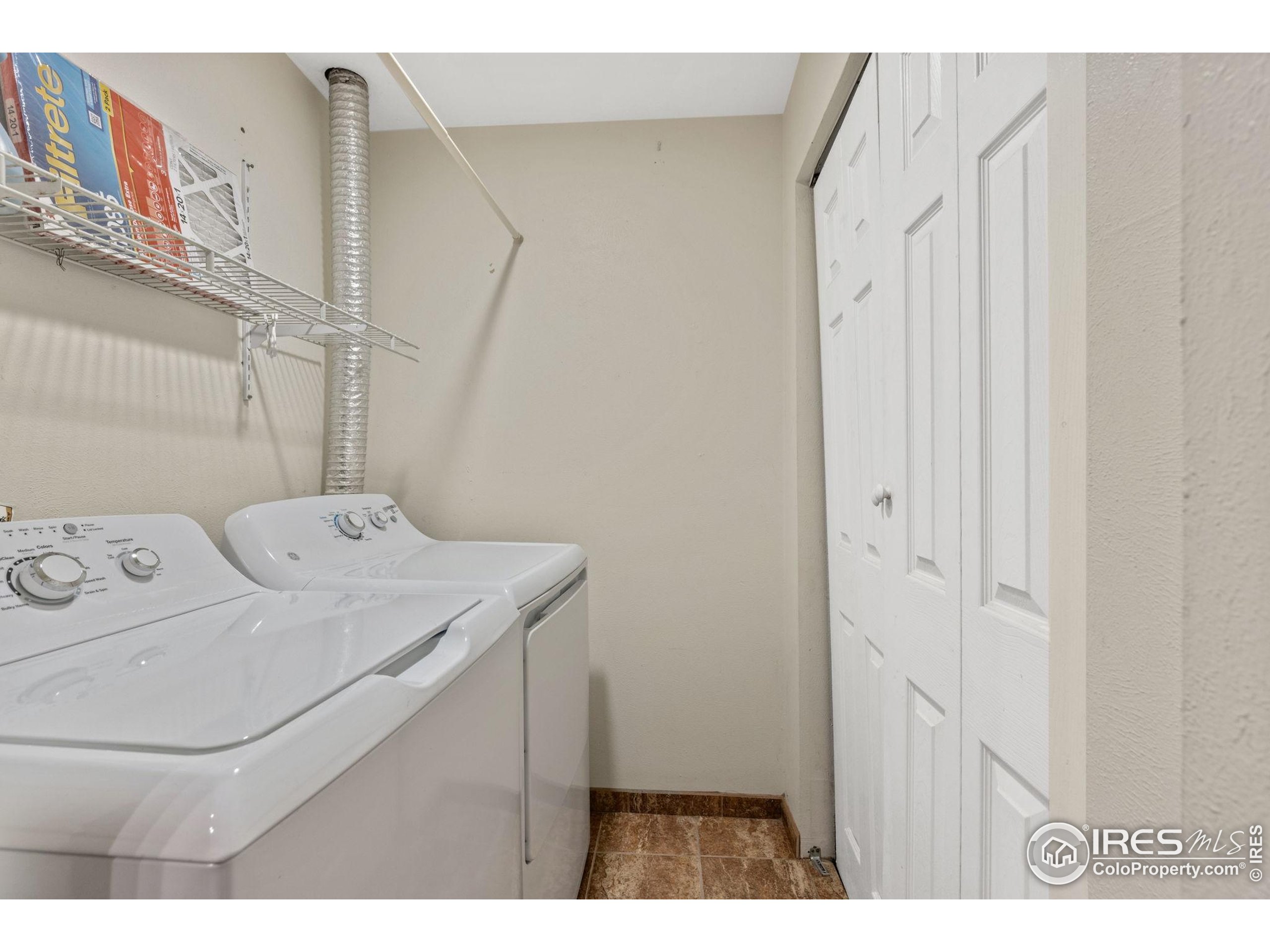1624 Bradley Ct