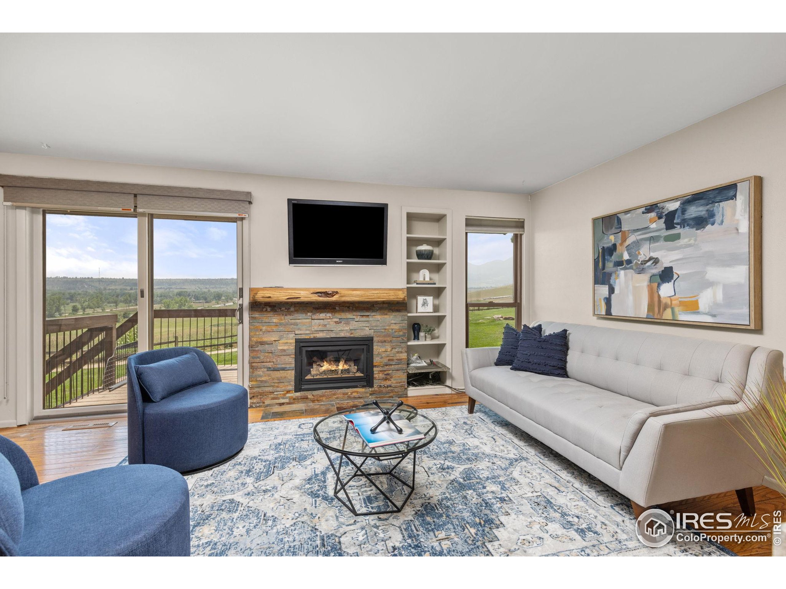 1624 Bradley Ct