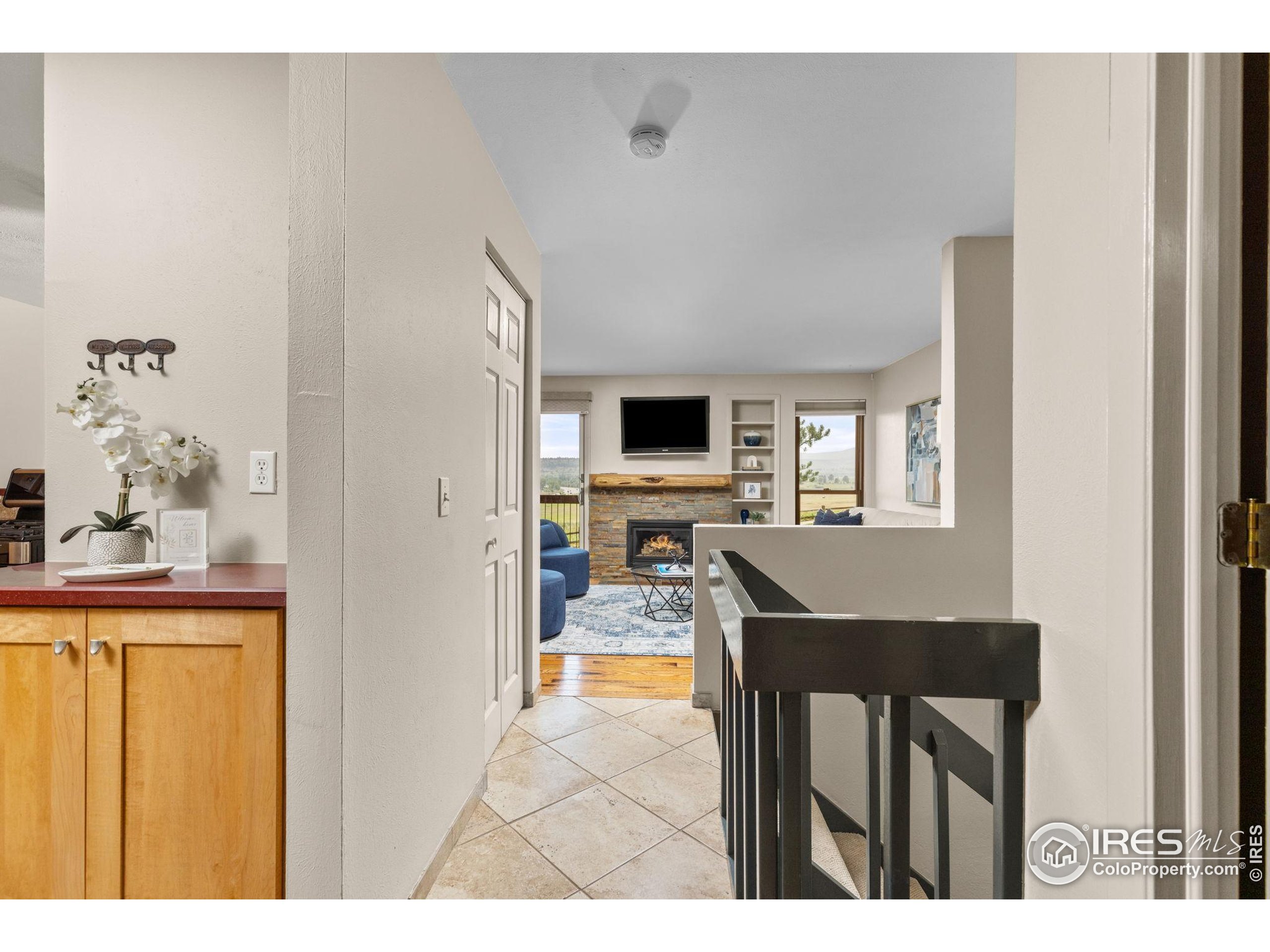 1624 Bradley Ct
