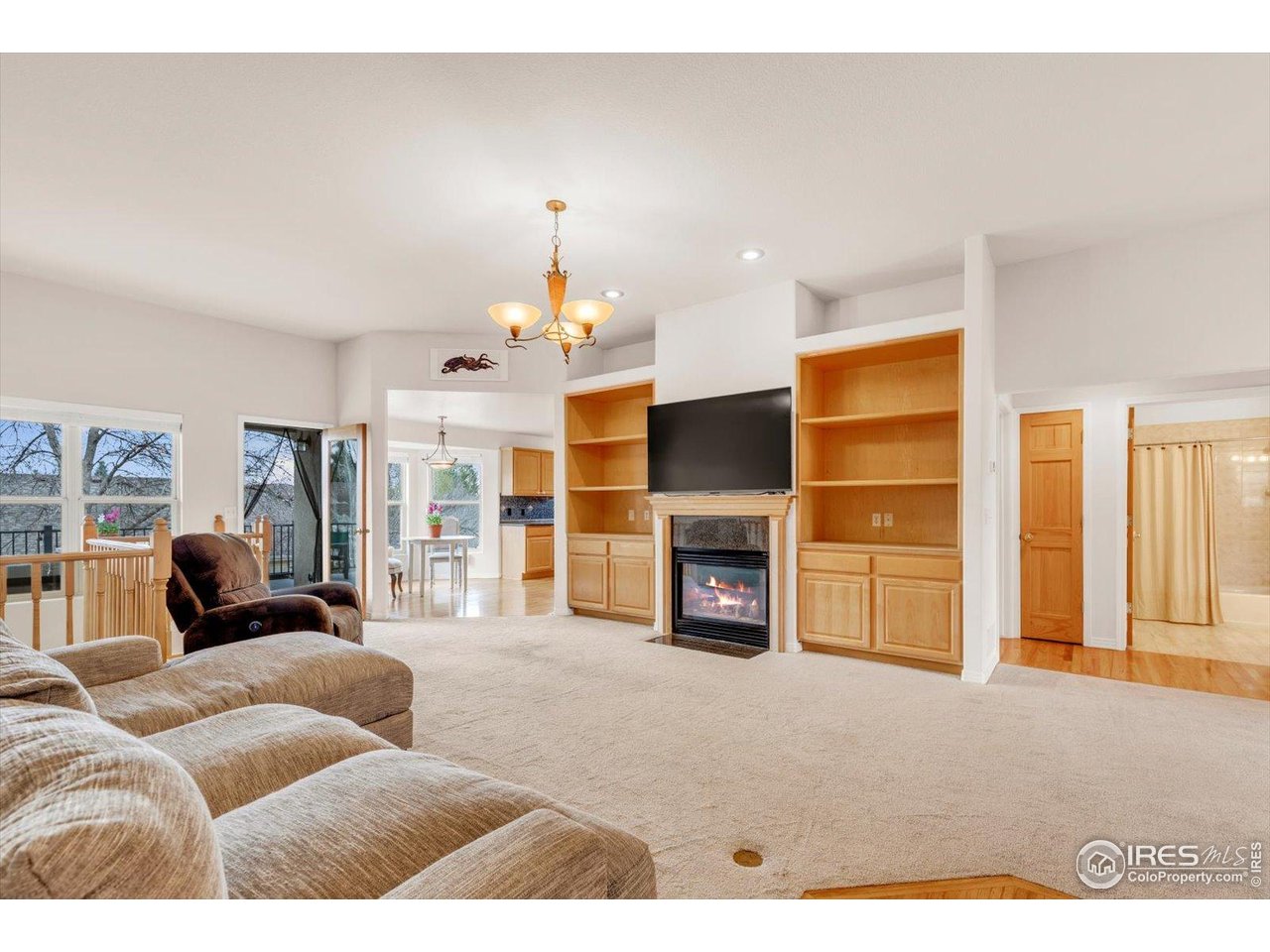 1730 Crestone Dr