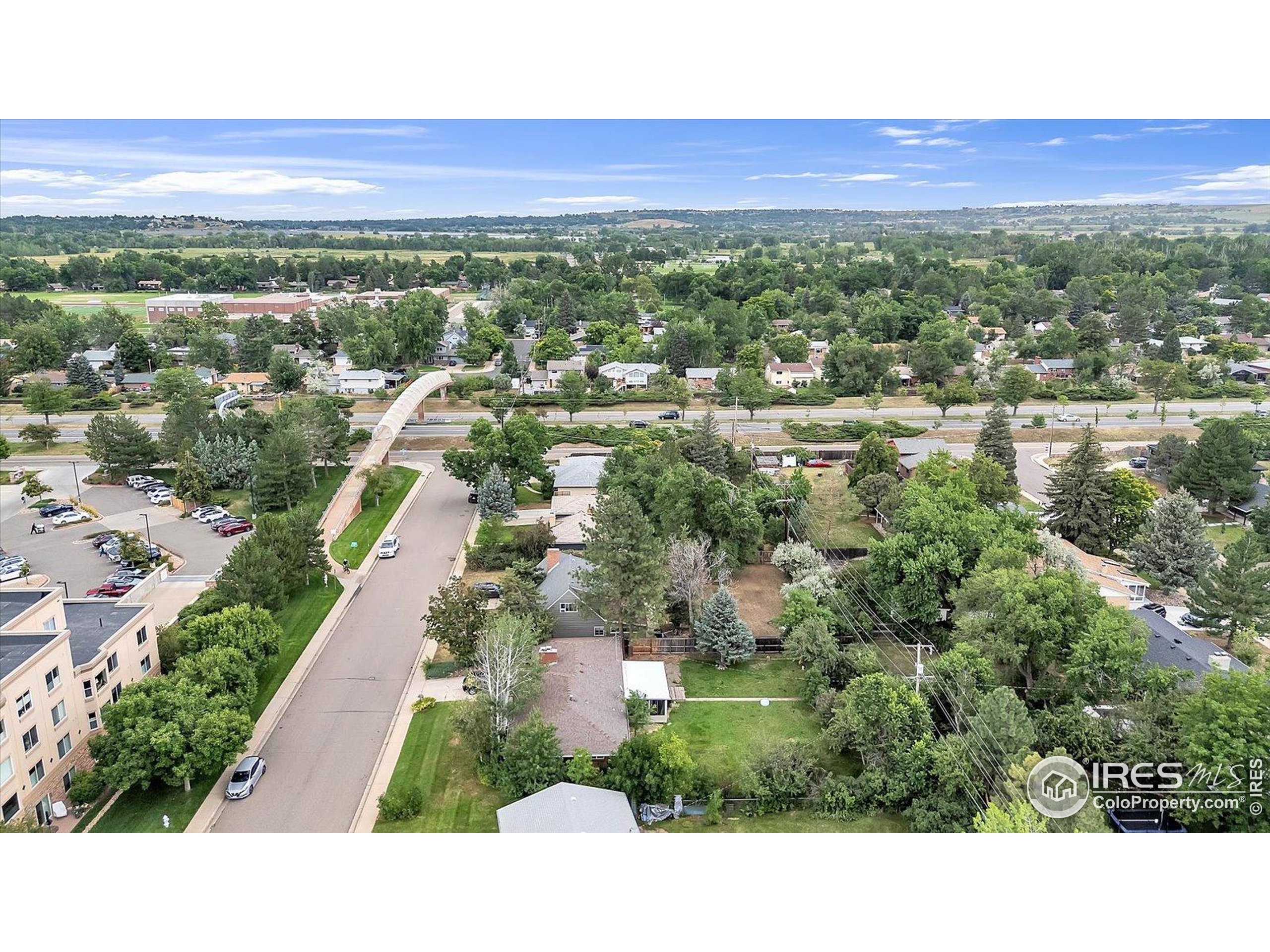 4900 Sioux Dr