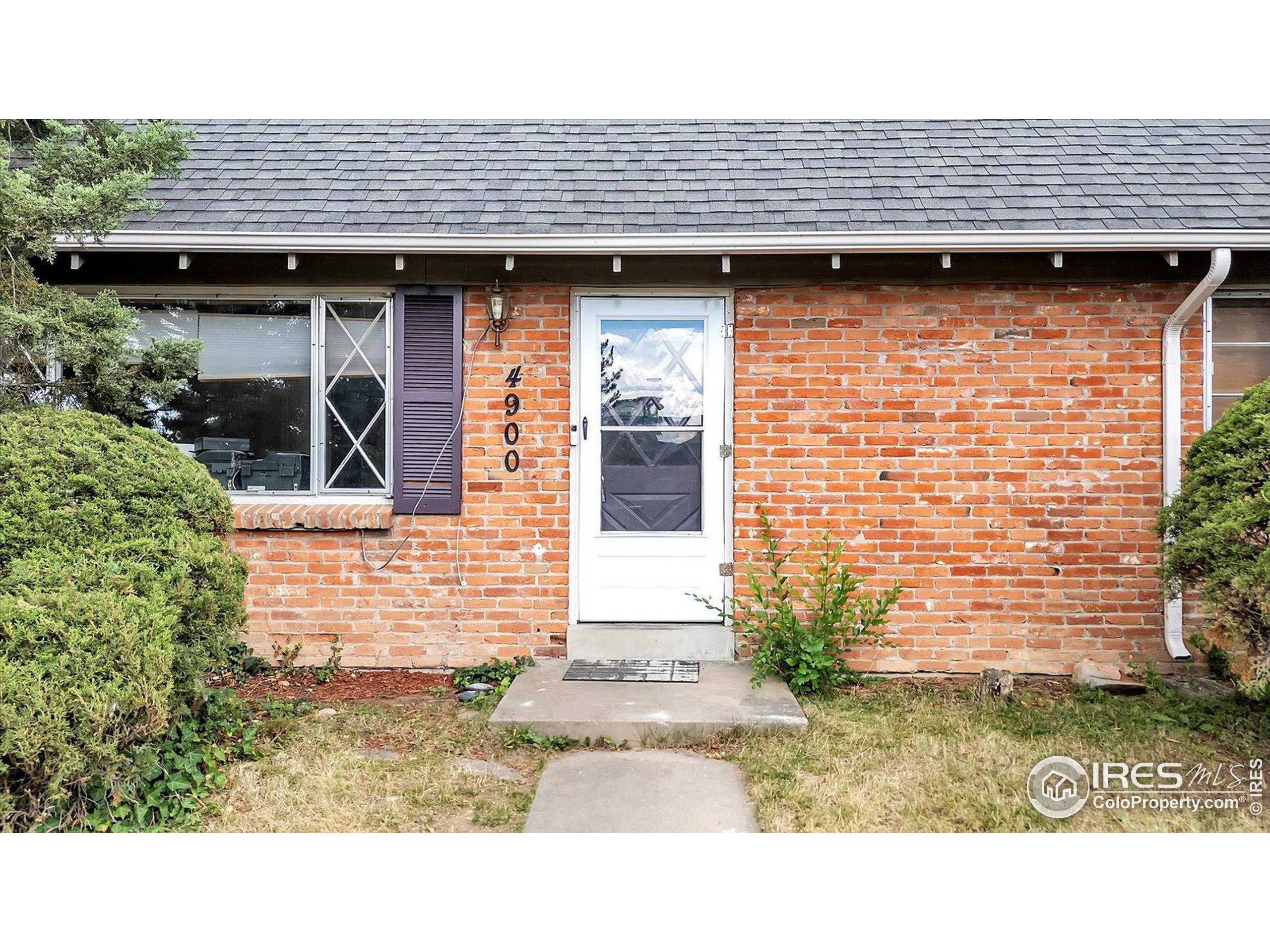 4900 Sioux Dr
