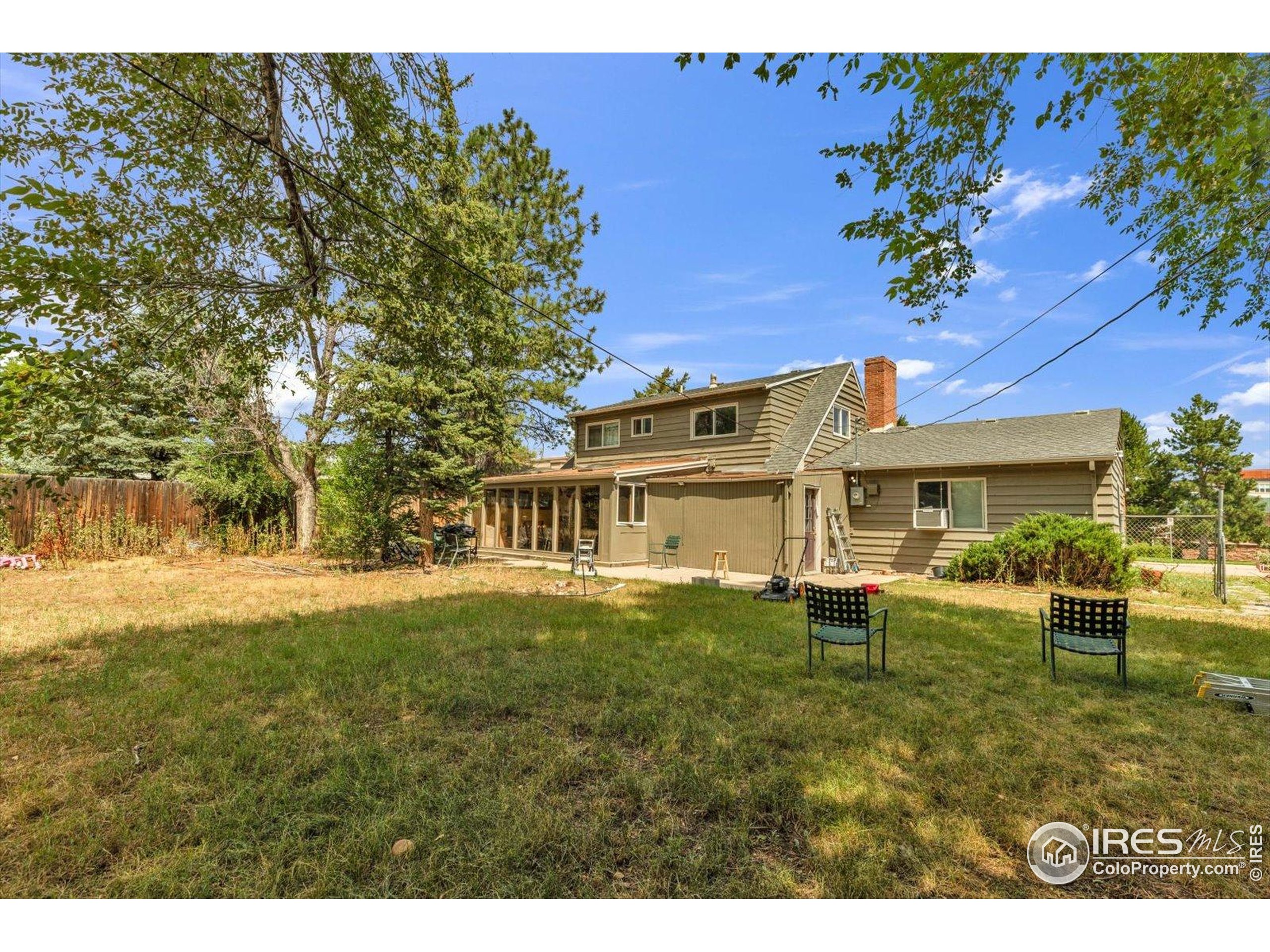 4900 Sioux Dr