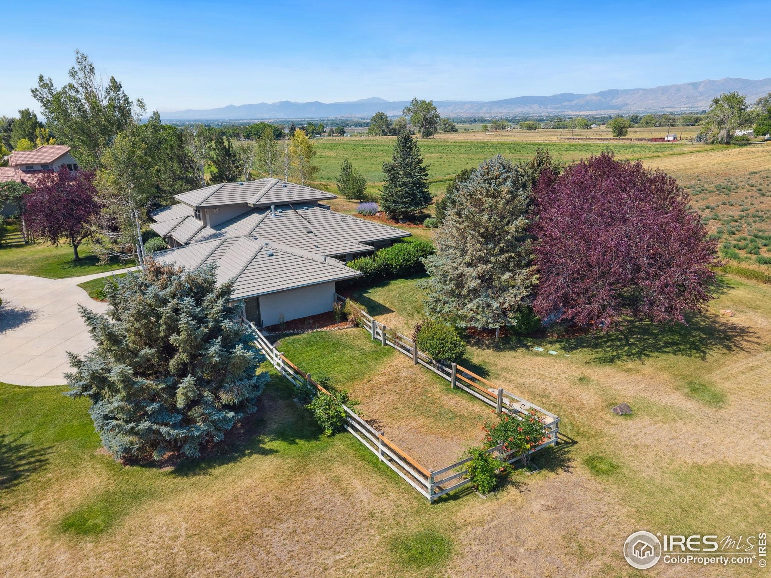 8971 Prairie Knoll Dr