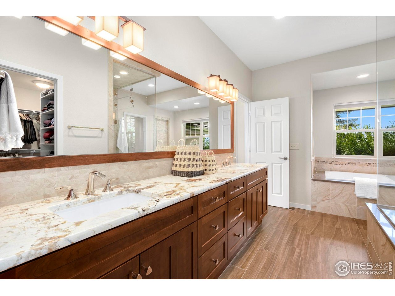 8971 Prairie Knoll Dr