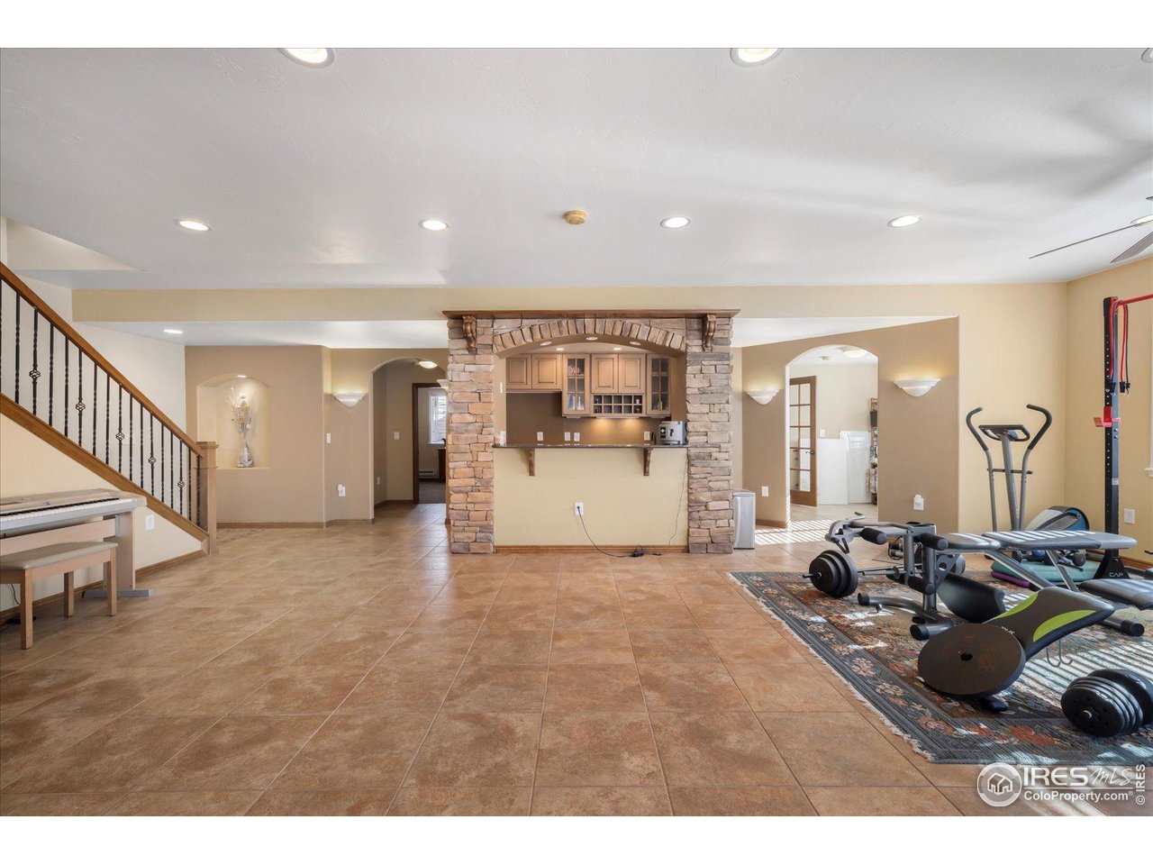 10044 E 146th Pl