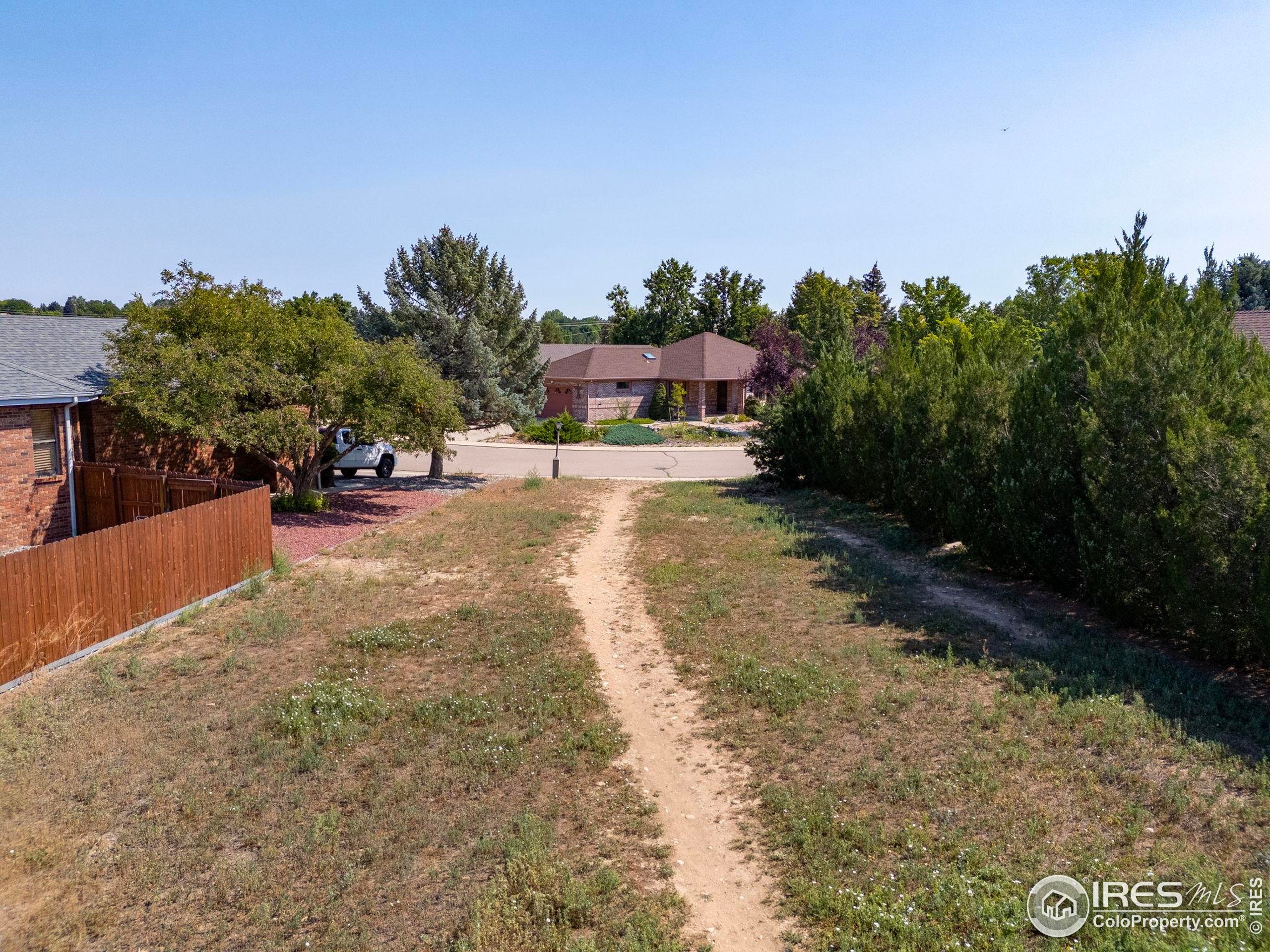 825 Wade Rd