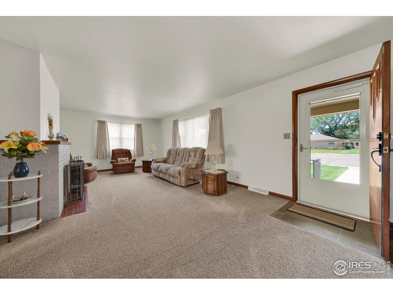 716 Aurora St