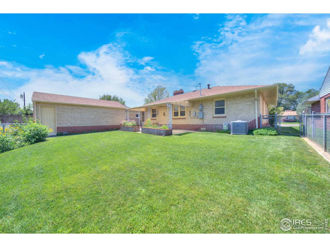 716 Aurora St