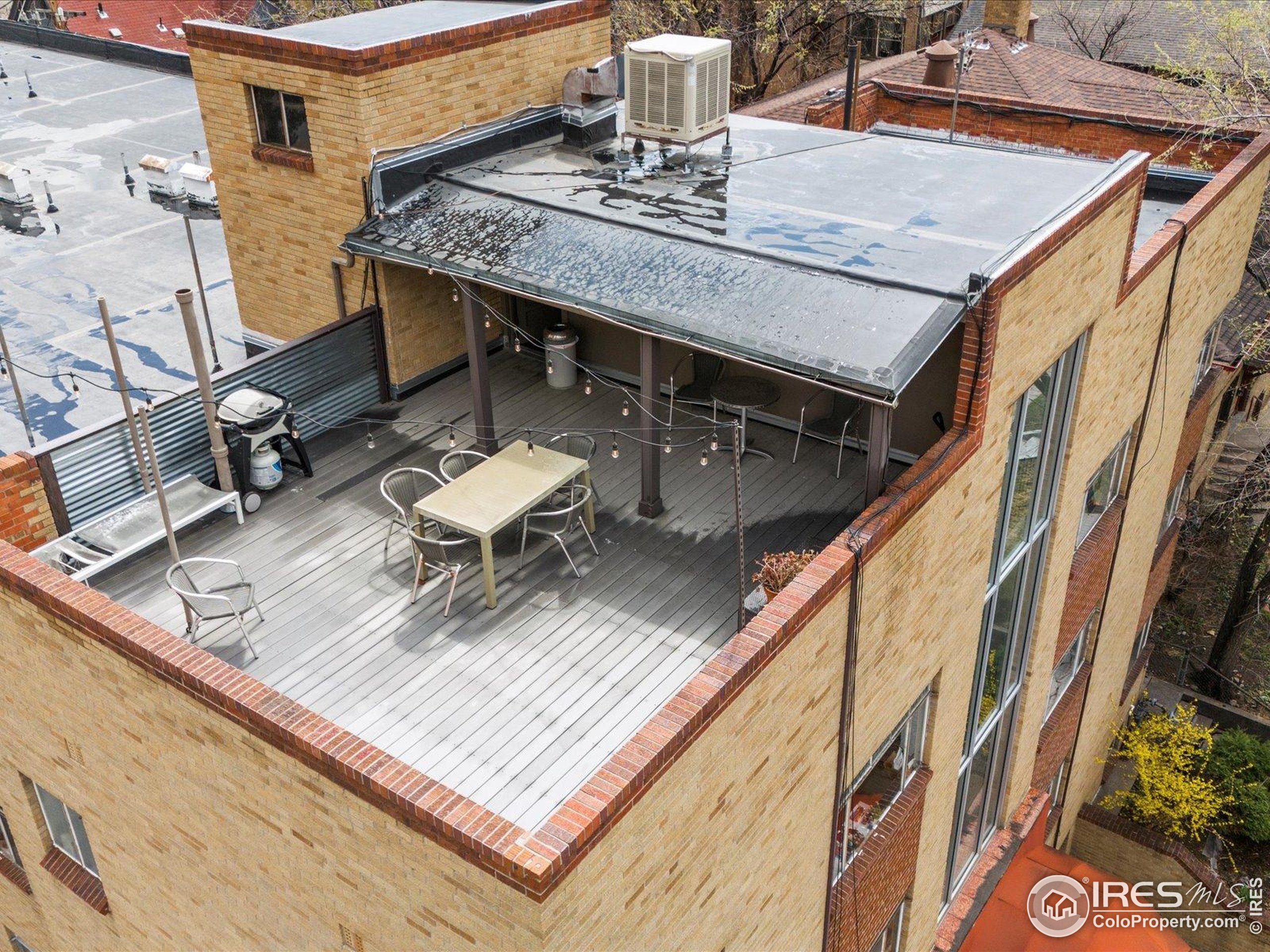 1130 N Pennsylvania St 306