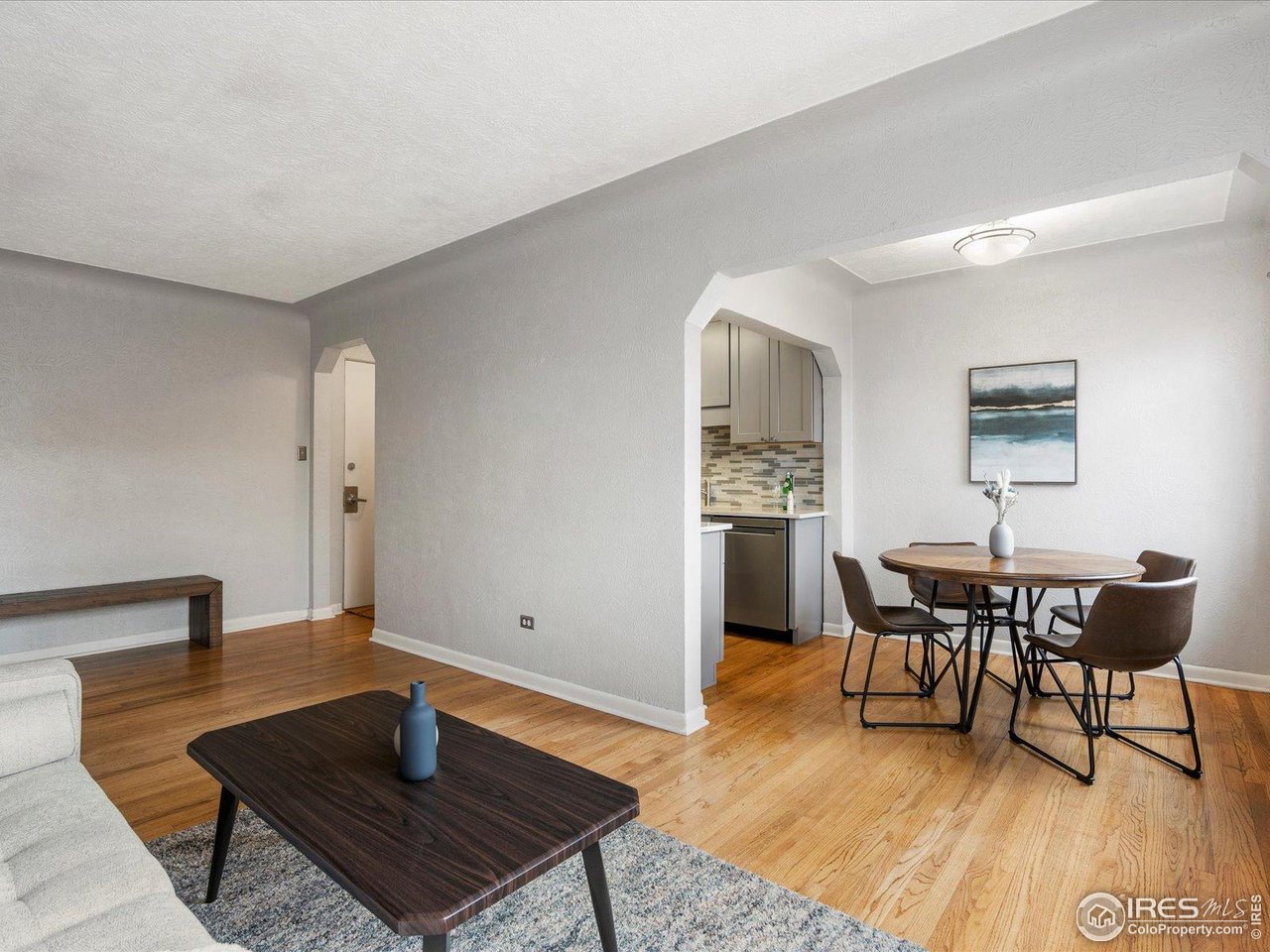 1130 N Pennsylvania St 306