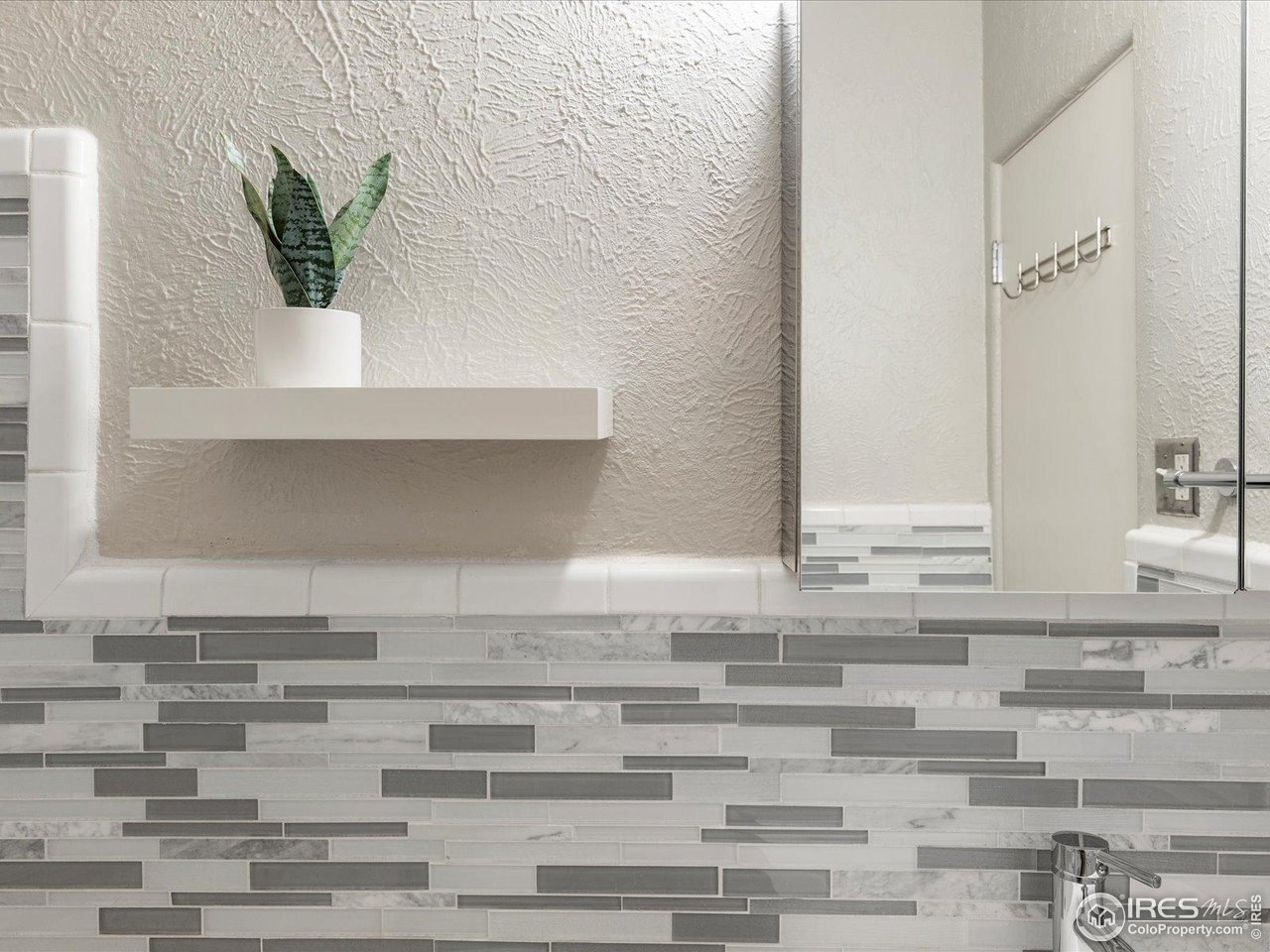 1130 N Pennsylvania St 306