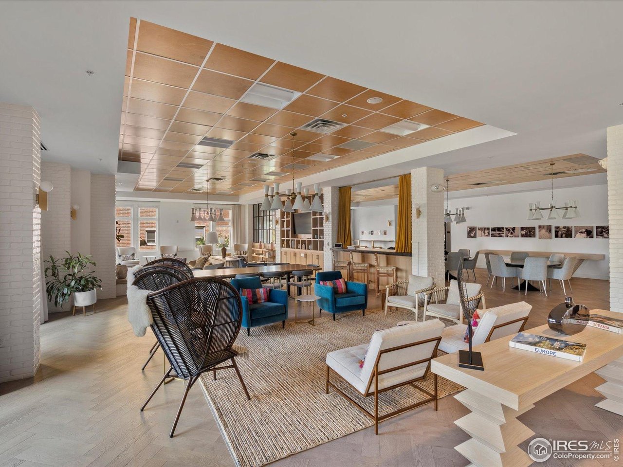 3301 Arapahoe Ave #415