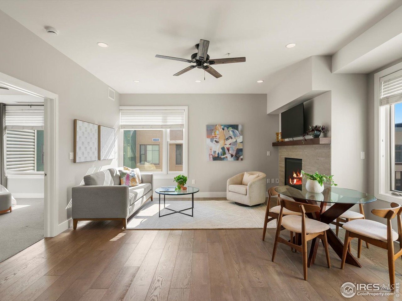 3301 Arapahoe Ave #415