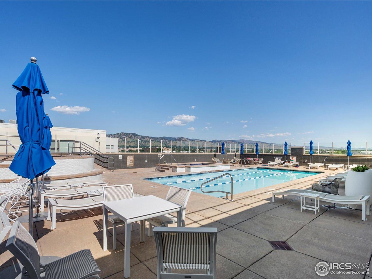 3301 Arapahoe Ave #415