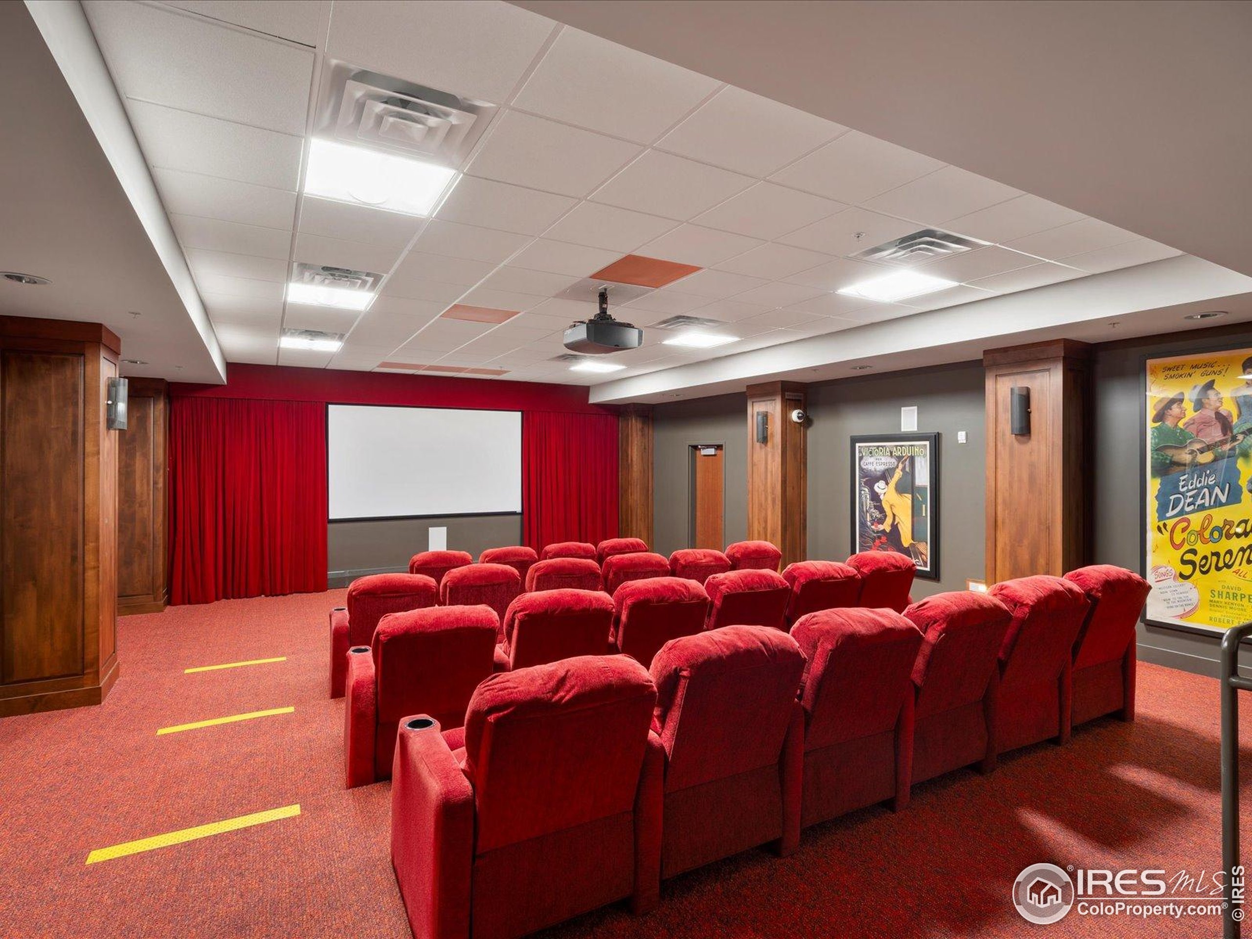 3301 Arapahoe Ave #415