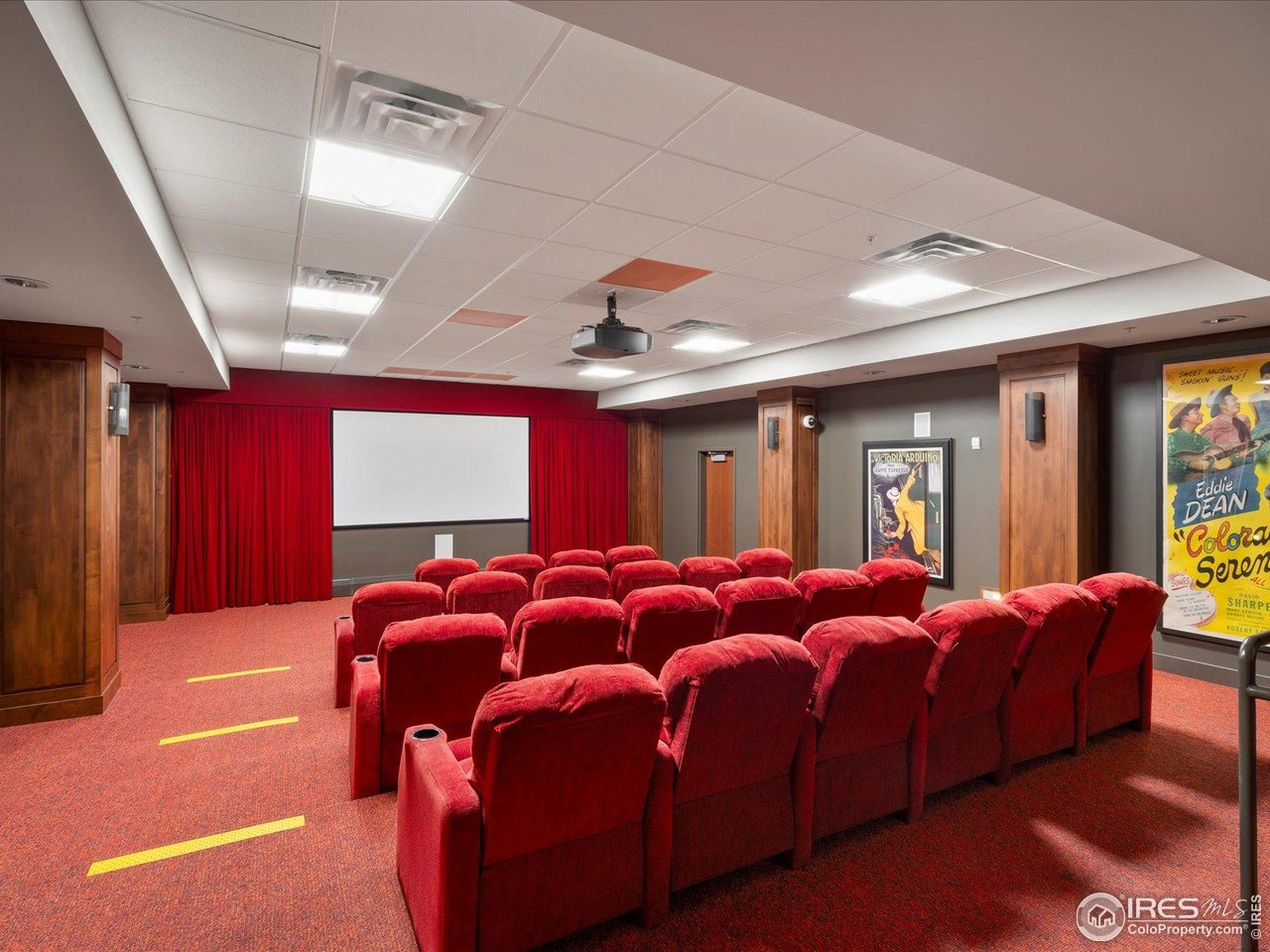 3301 Arapahoe Ave #415