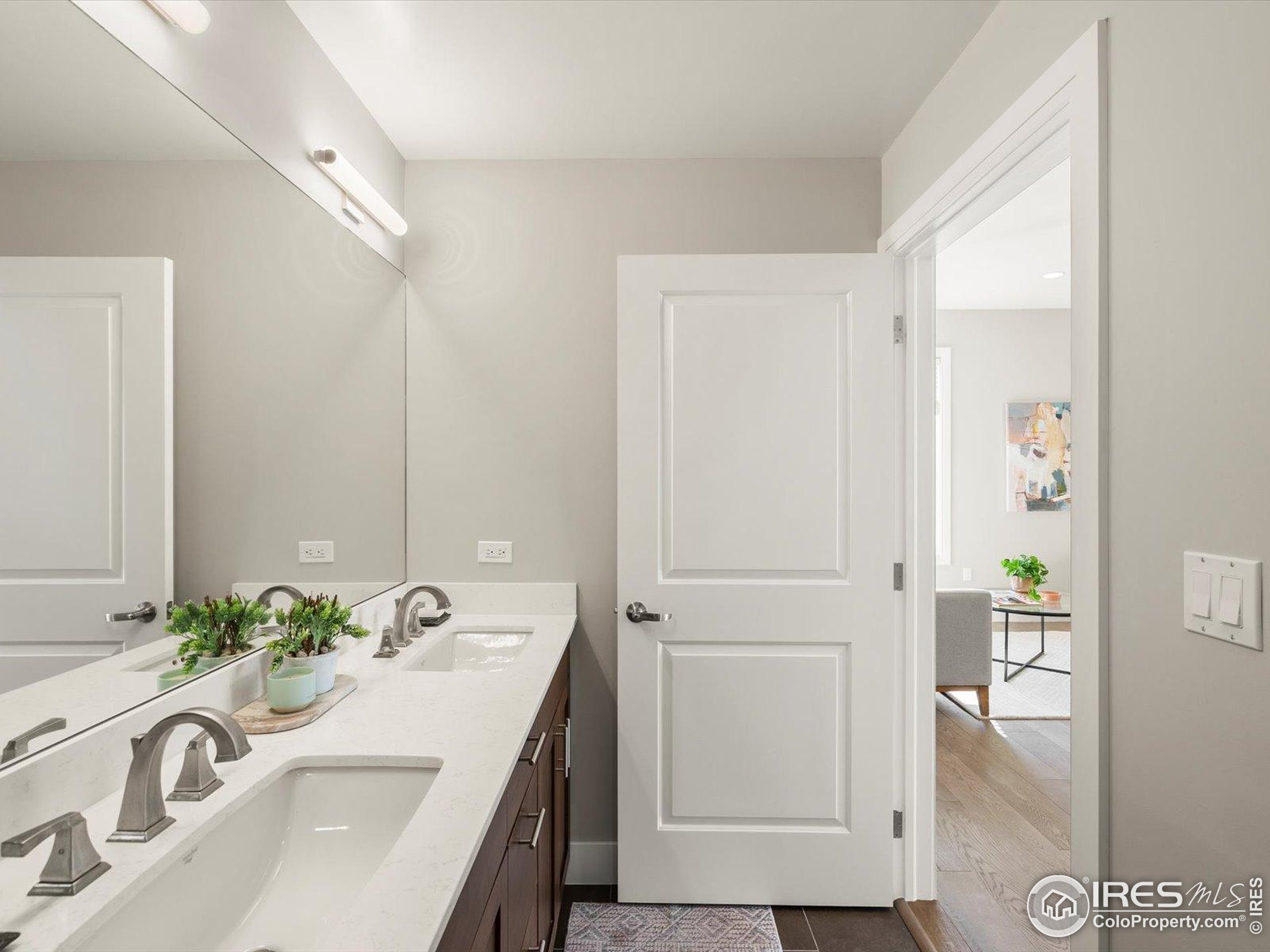 3301 Arapahoe Ave #415