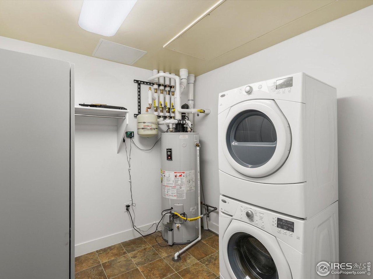 3301 Arapahoe Ave #415