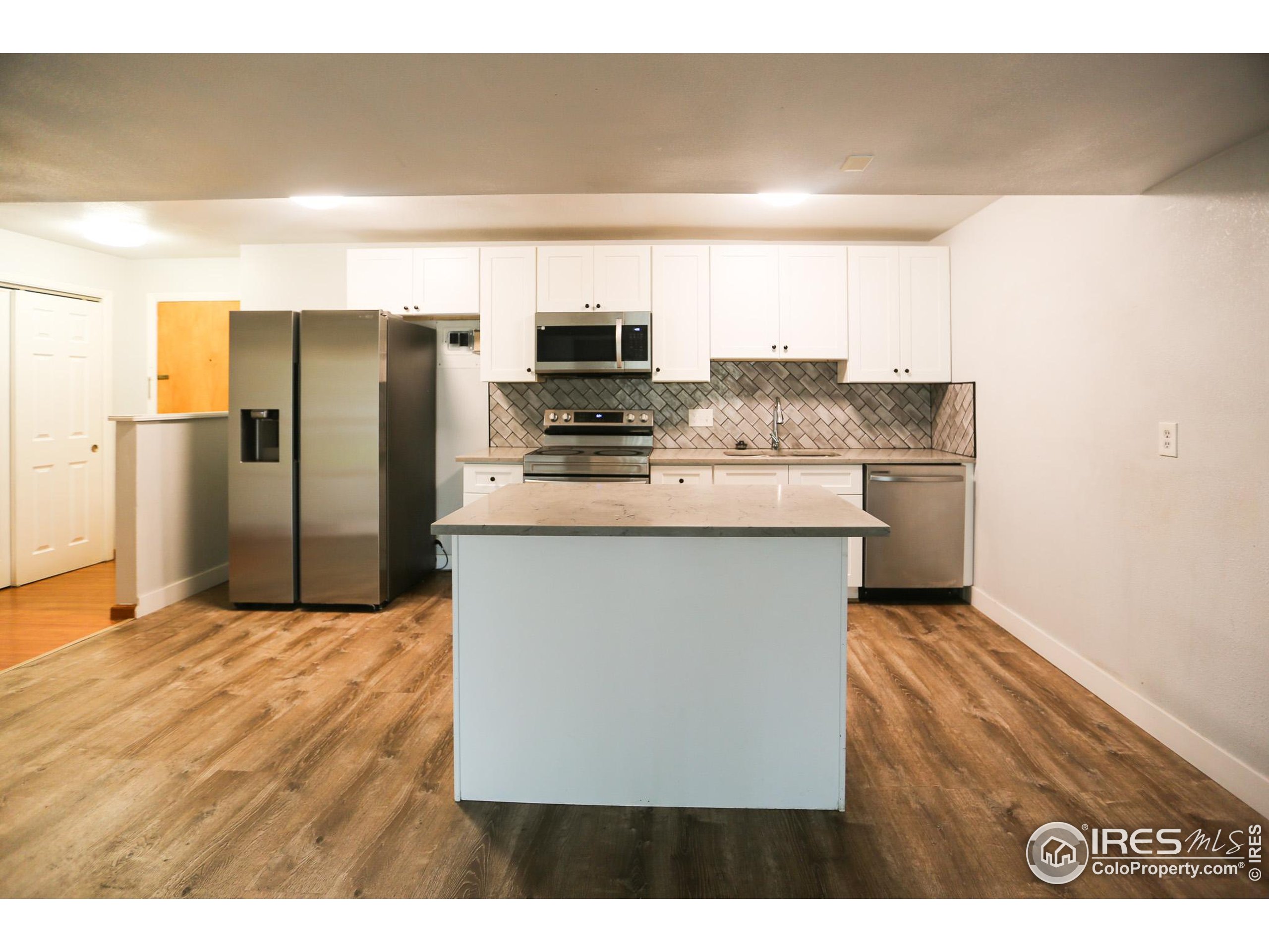 1608 Cottonwood Dr 11