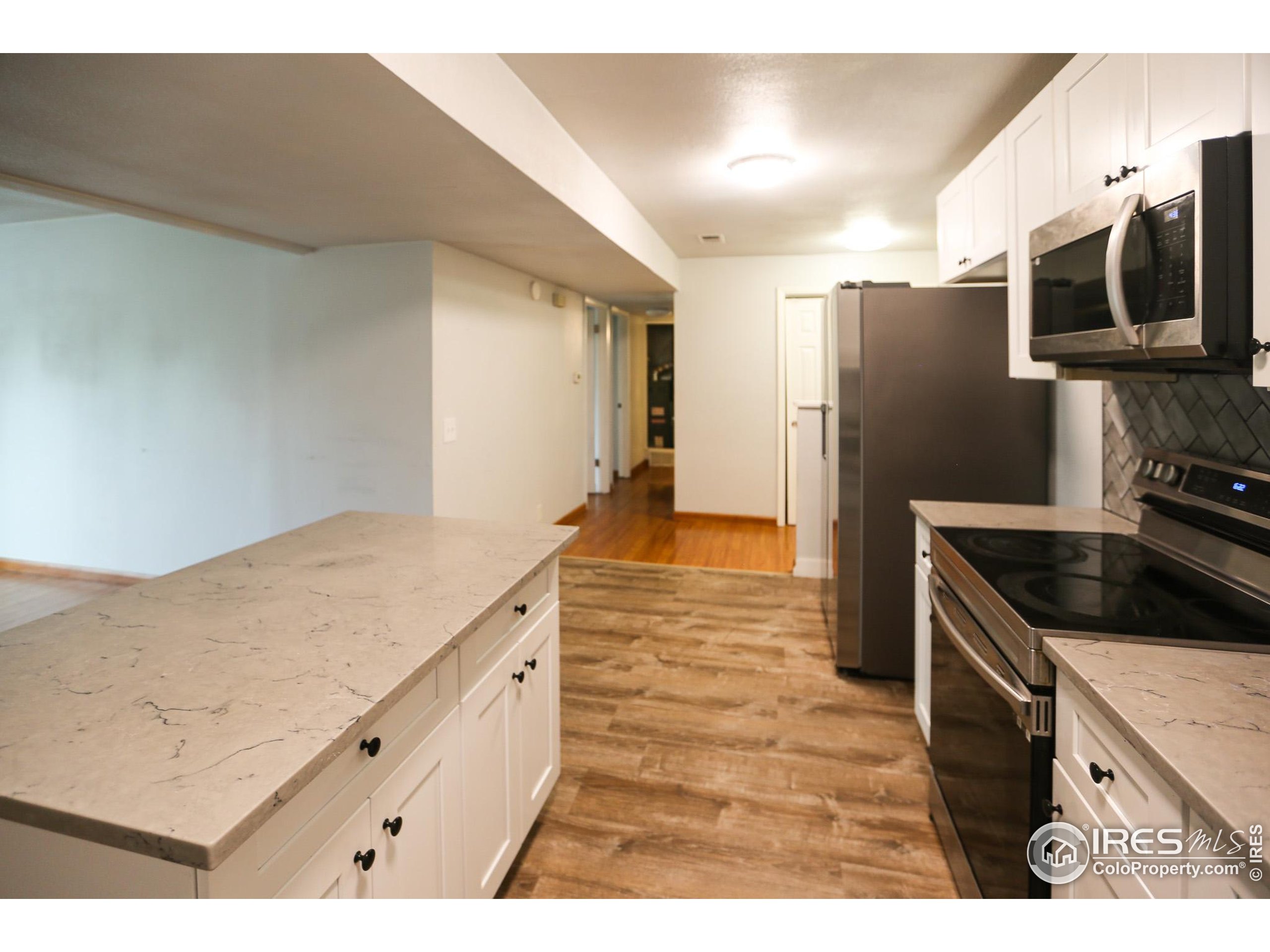 1608 Cottonwood Dr 11