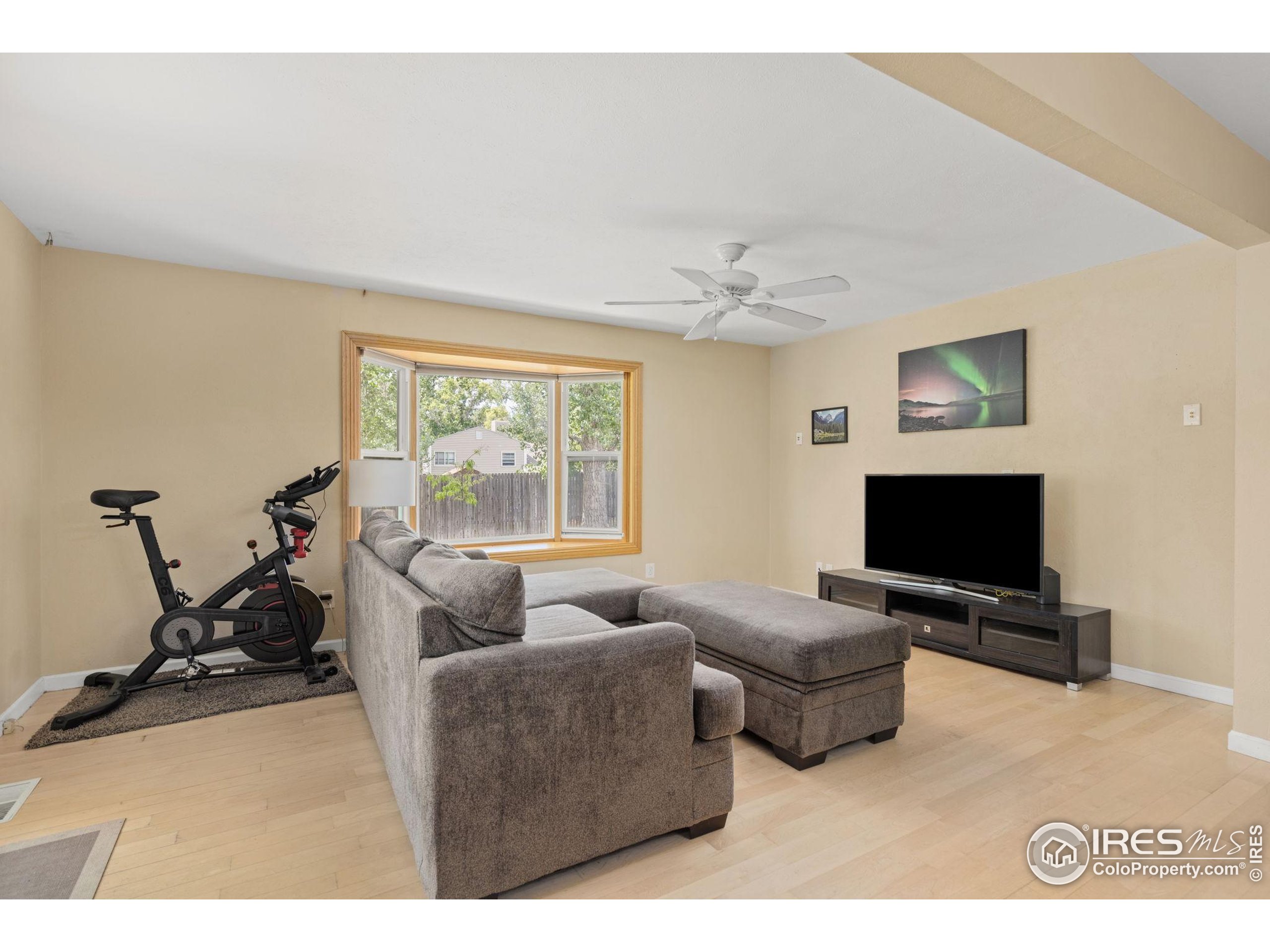 8673 Kendall Ct