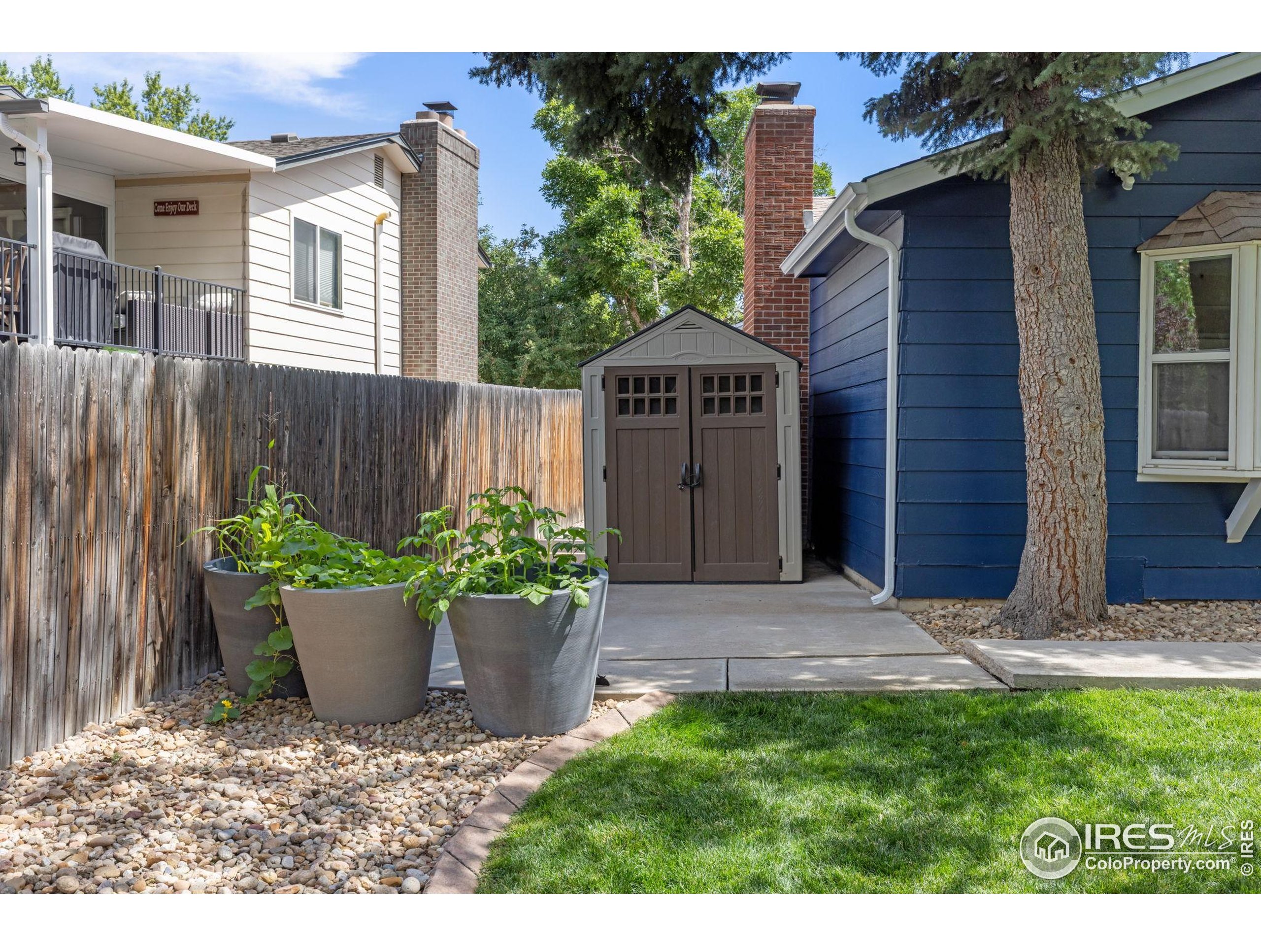 8673 Kendall Ct
