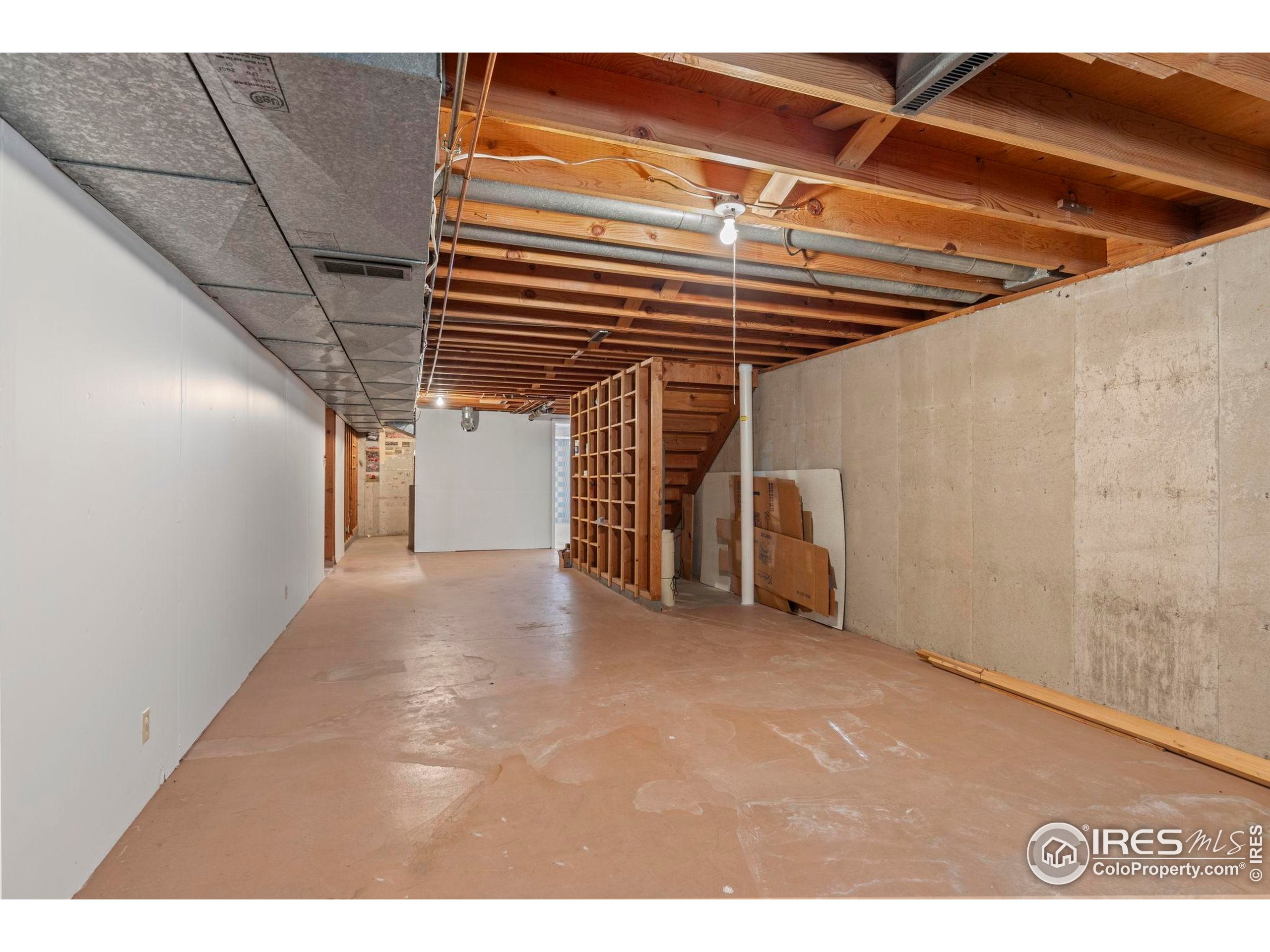 660 Maple Ave