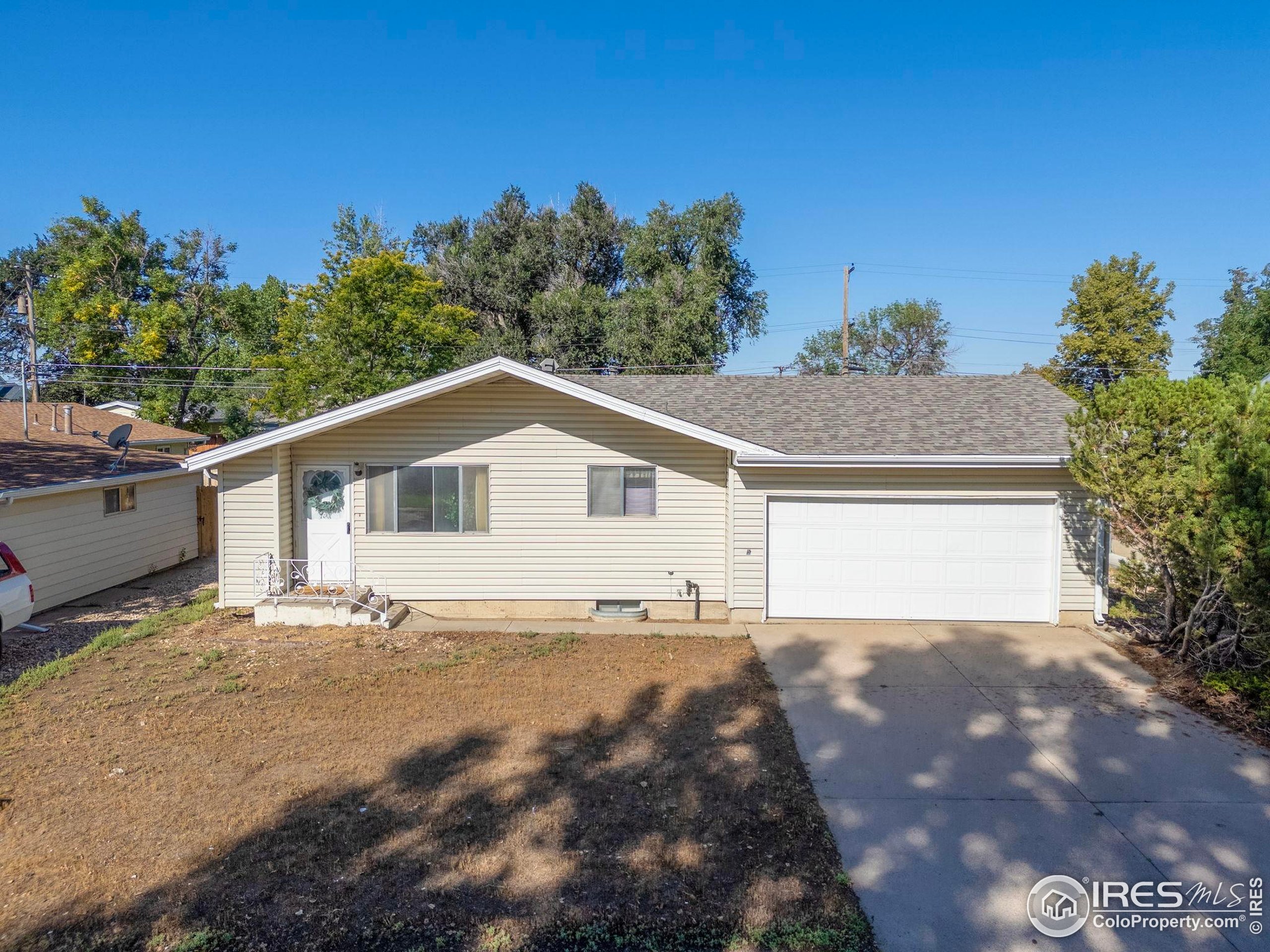 660 Maple Ave