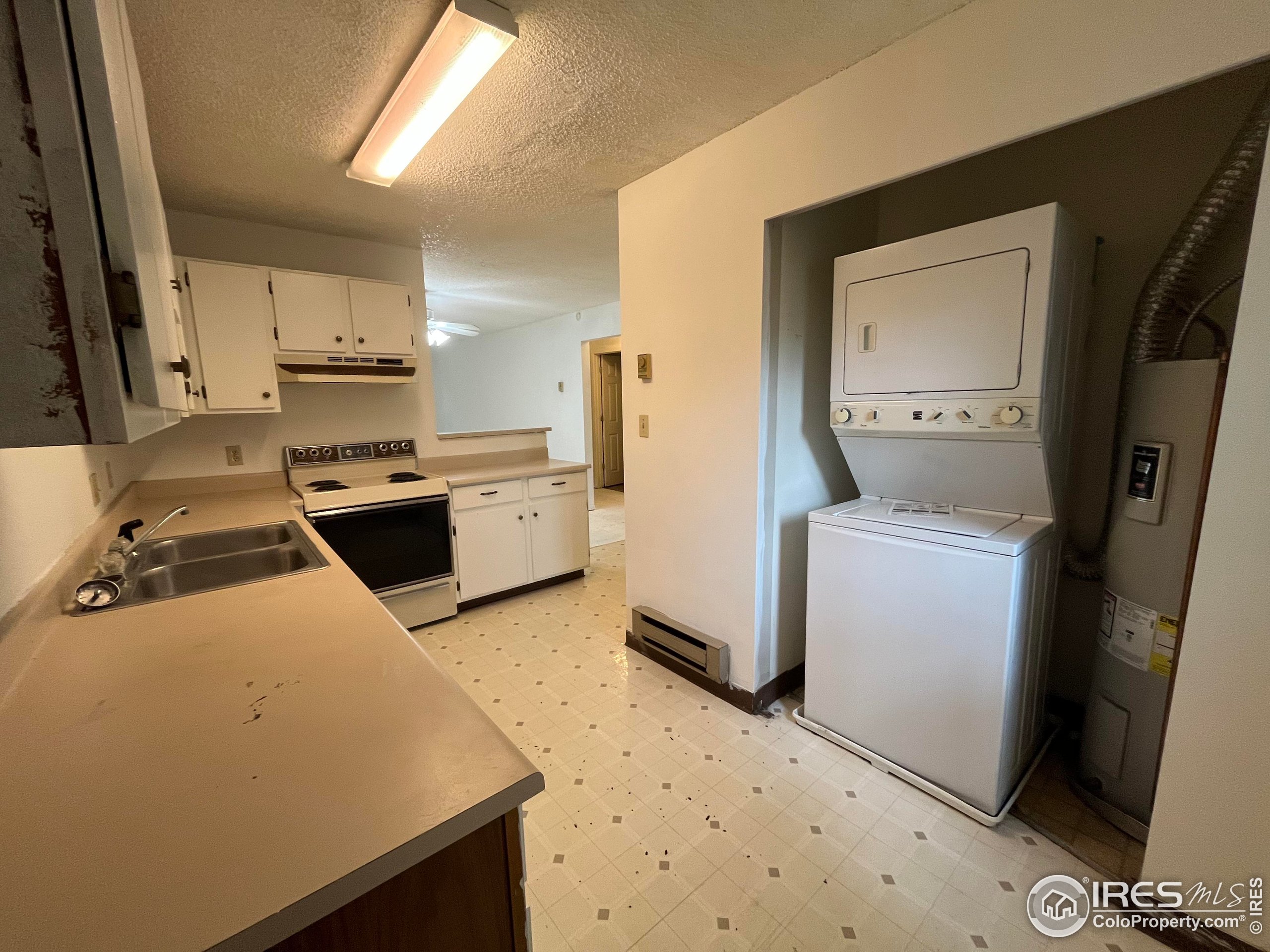 1301 University Ave A-202