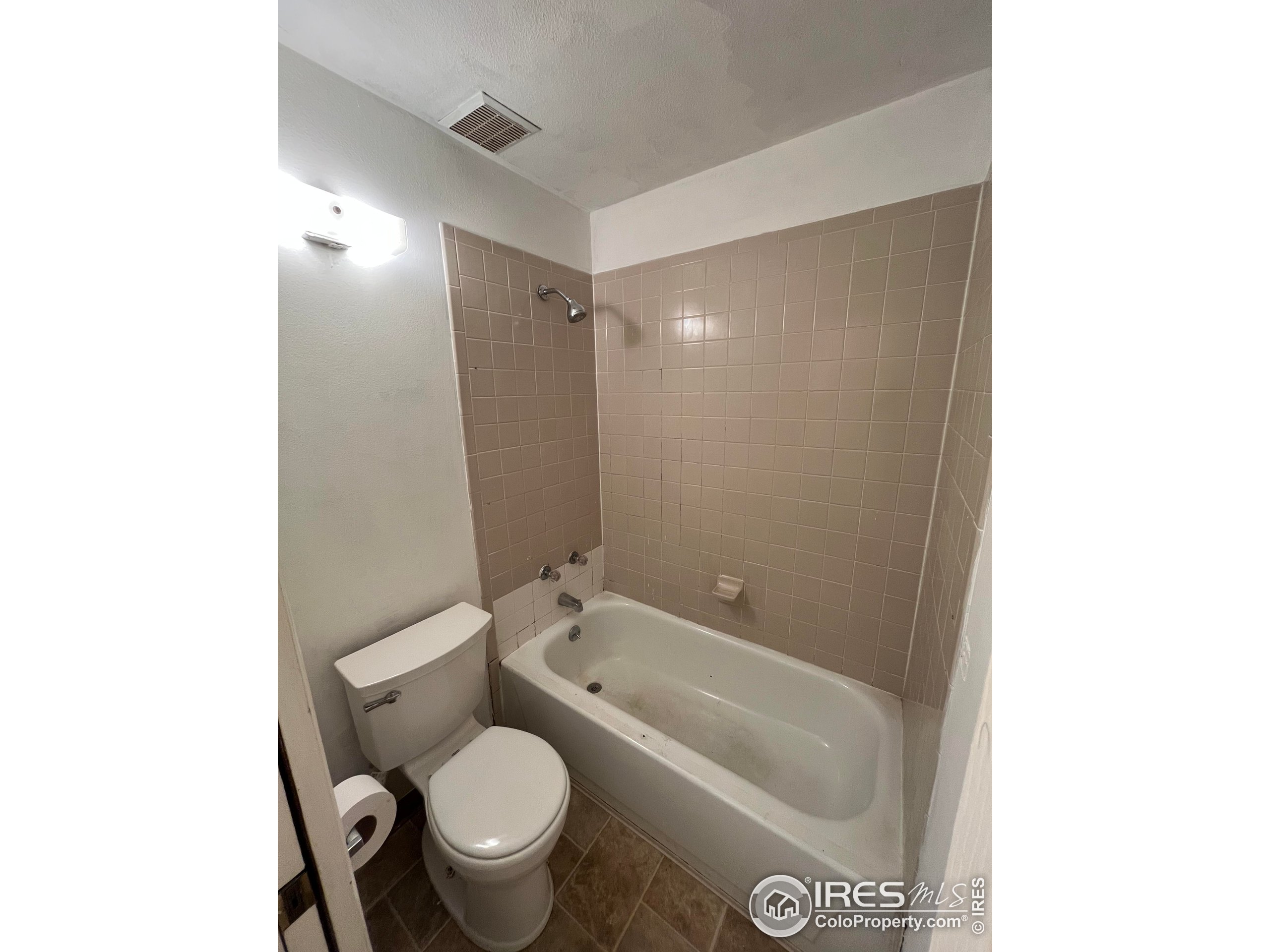 1301 University Ave A-202