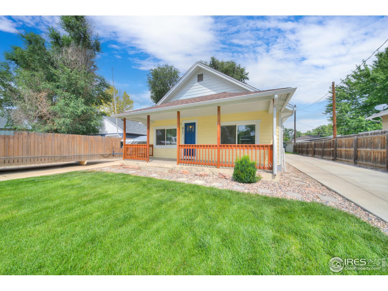 811 Edison St