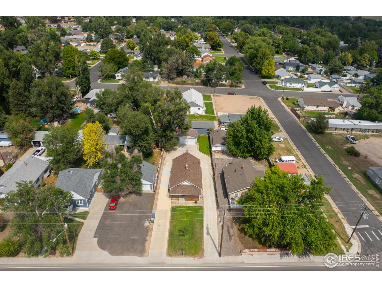 811 Edison St