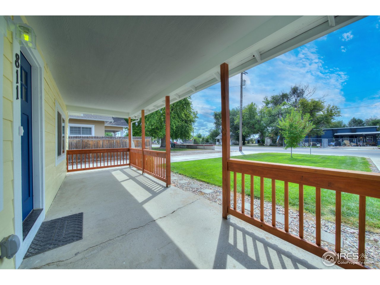 811 Edison St