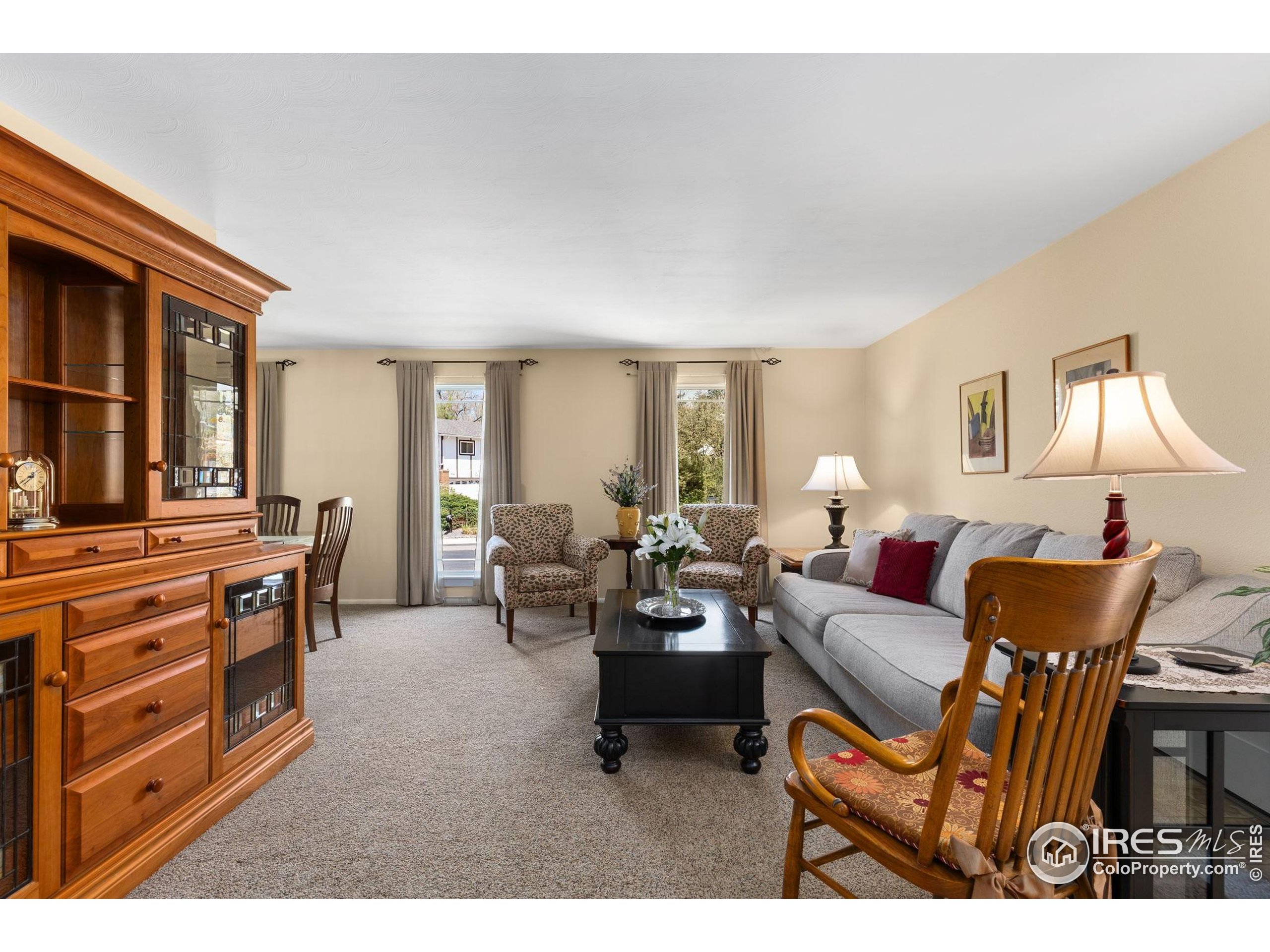 1455 Hilltop Dr Longmont