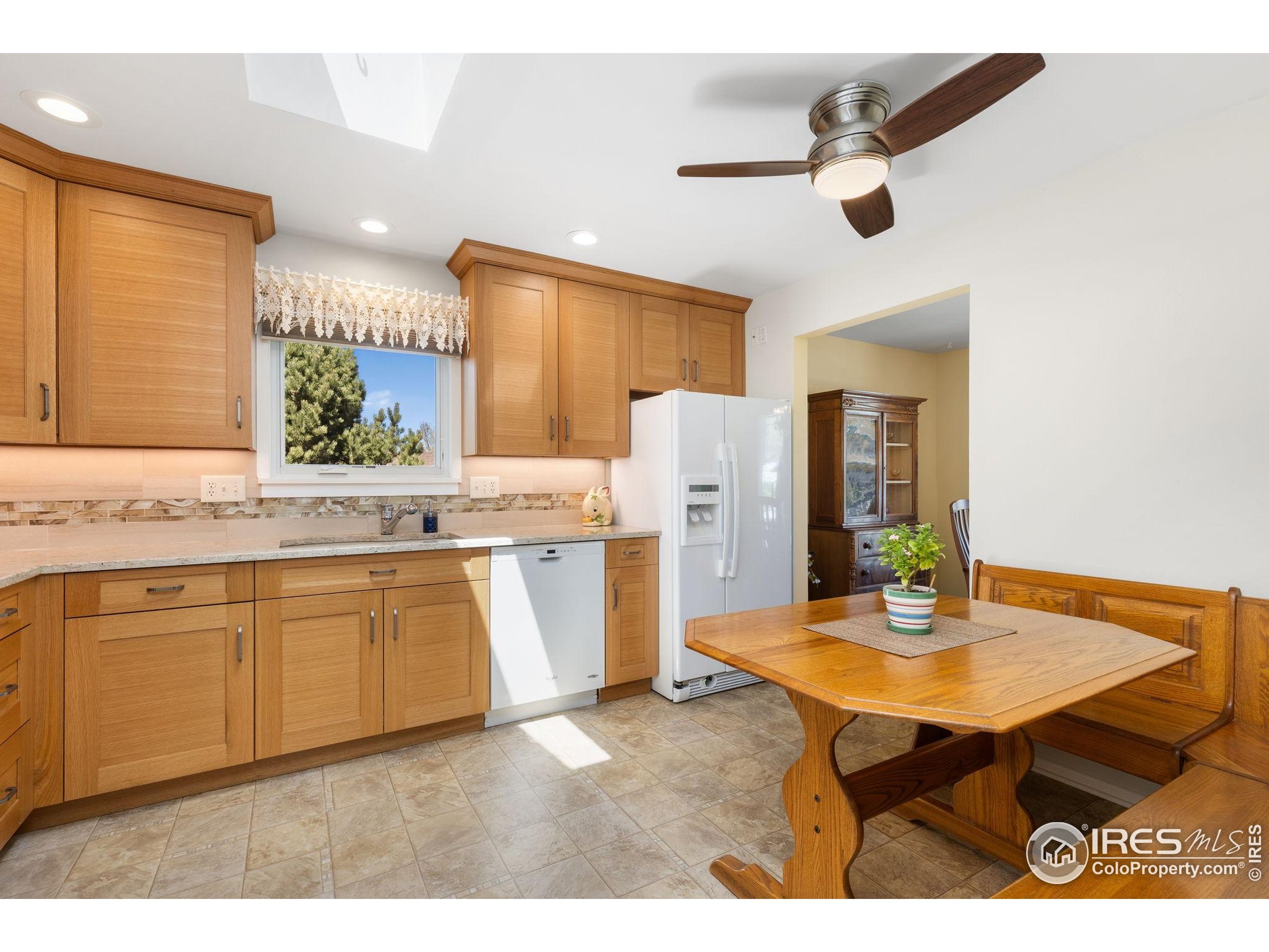 1455 Hilltop Dr Longmont