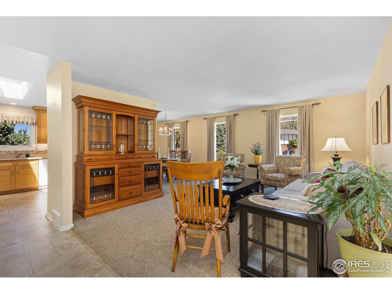 1455 Hilltop Dr Longmont