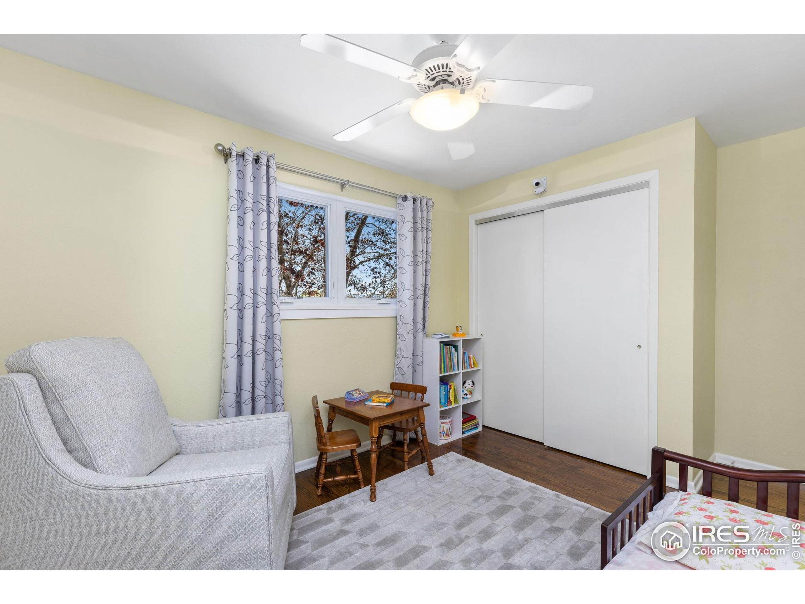 1455 Hilltop Dr Longmont